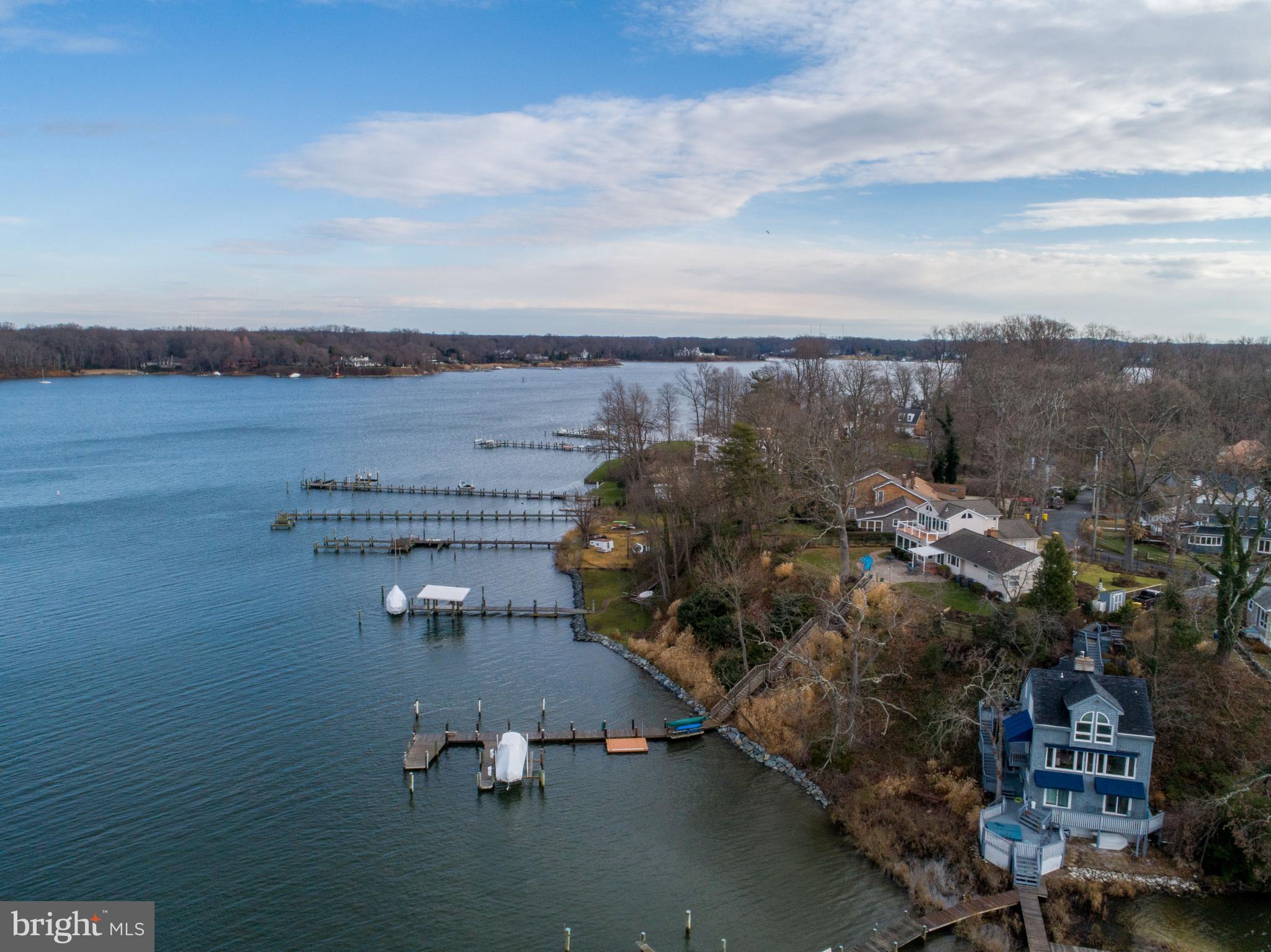 EDGEWATER - Residential