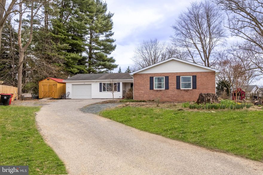 UPDATE - SELLER IS OFFERING $9000 IN CLOSING HELP TO A BUYER ******MOTIVATED SELLER*****BRING OFFERS******URGENT. COME AND SEE THIS GEM RIGHT IN THE MIDDLE OF BEAUTIFUL BEL AIR! LOCATED ON A CUL-DE-SAC, THIS CHARMING 3 BEDROOM 2 BATHROOM RANCHER IS SURE TO DELIGHT.  WITH OPTIONAL SPACE FOR 2 ADDITIONAL BEDROOMS, IT HAS EVERYTHING YOU NEED AND IS THE ULTIMATE ENTERTAINMENT HOUSE. EASY TO NAVIGATE LARGE MAIN FLOOR FLOWS PERFECTLY OUT TO A WONDERFUL COVERED ENCLOSED SUNROOM! THE FENCED IN BACKYARD IS PERFECT FOR PRIVACY AND YOUR FURRY FRIENDS. A FLOWING FISH POND, FIREPIT, AND HOT TUB ARE JUST A FEW OF THE TREATS YOU WILL ENJOY WITH THIS HOME.  NO HOA!!!! TERRIFIC BEL AIR SCHOOLS. COME SEE IT NOW!