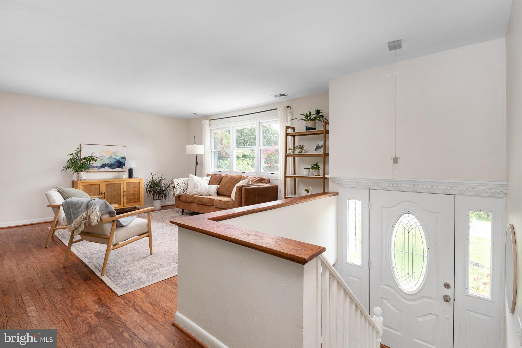 1280 CAPE ST CLAIRE ROAD