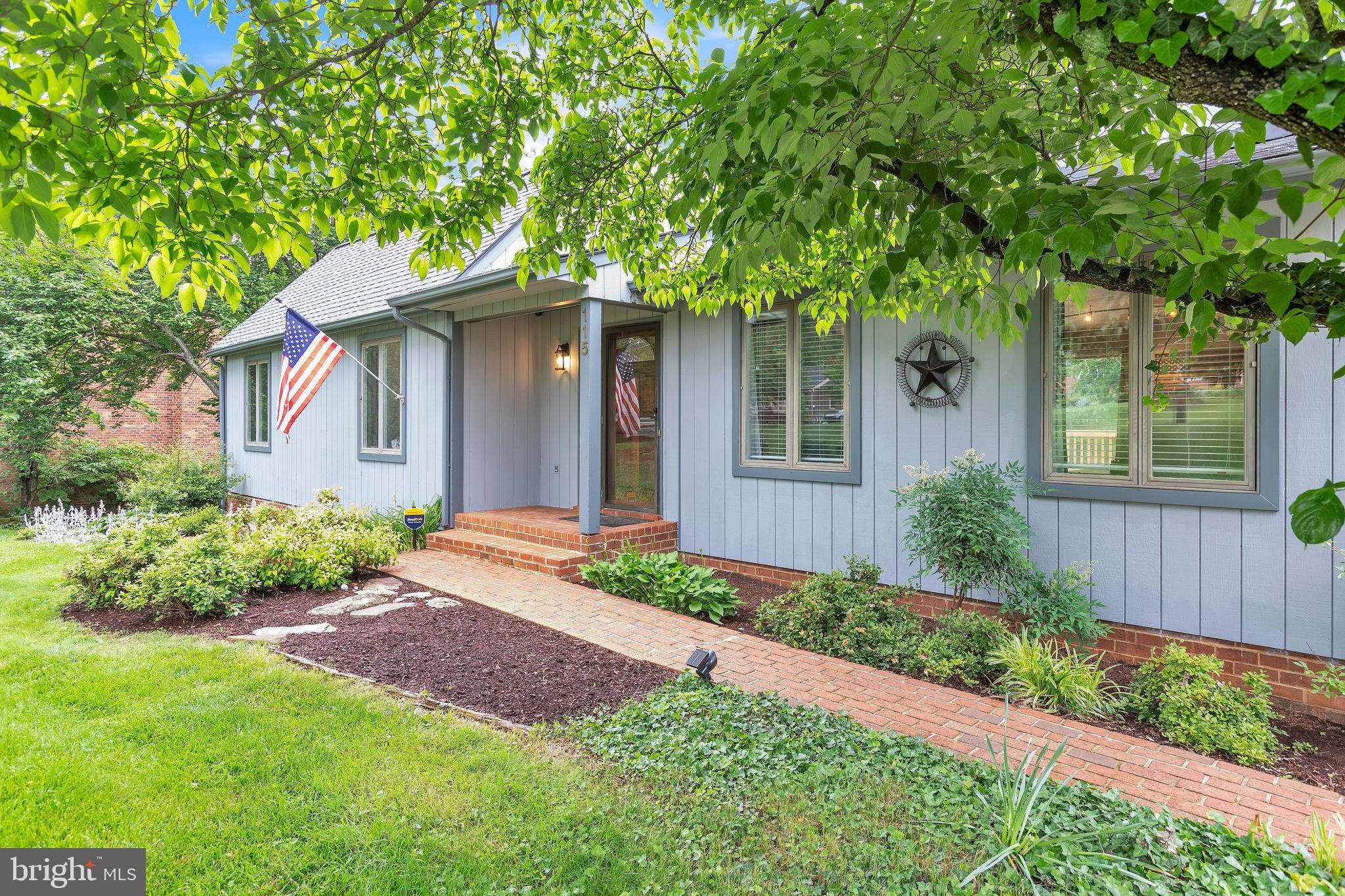 115 LAFAYETTE PL