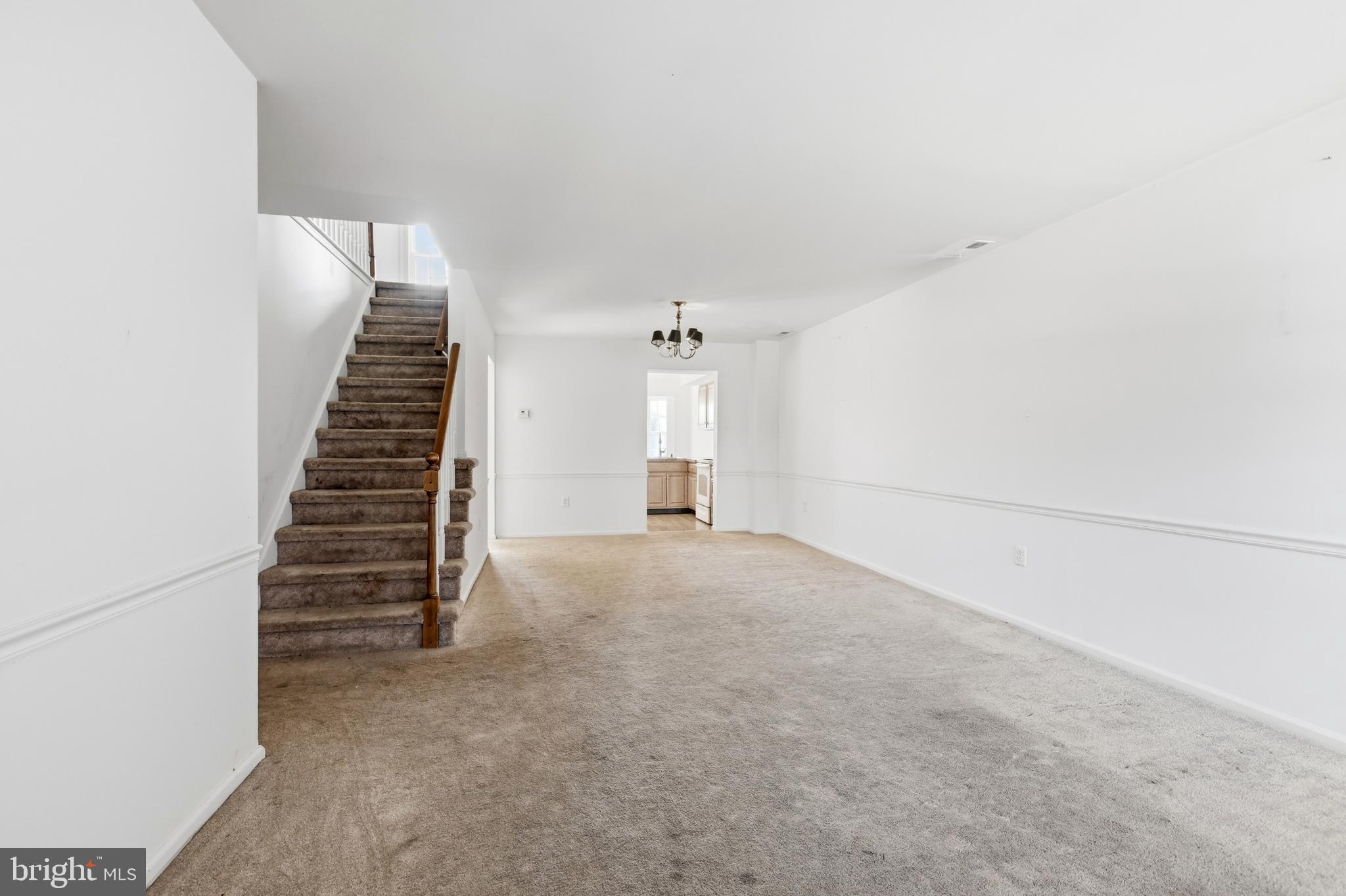 136 N TIMBER ROAD