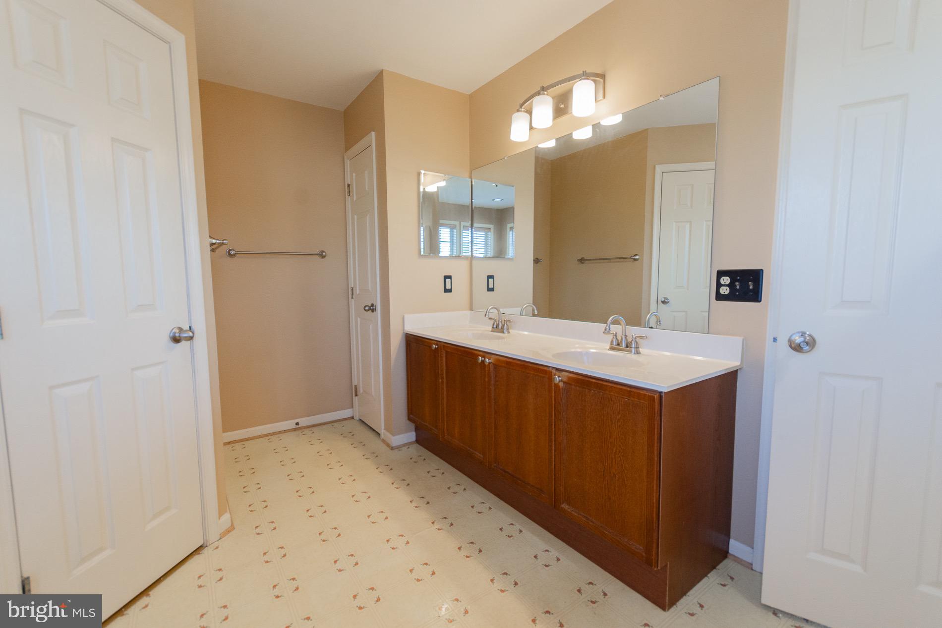 STONEBRIDGE - Residential