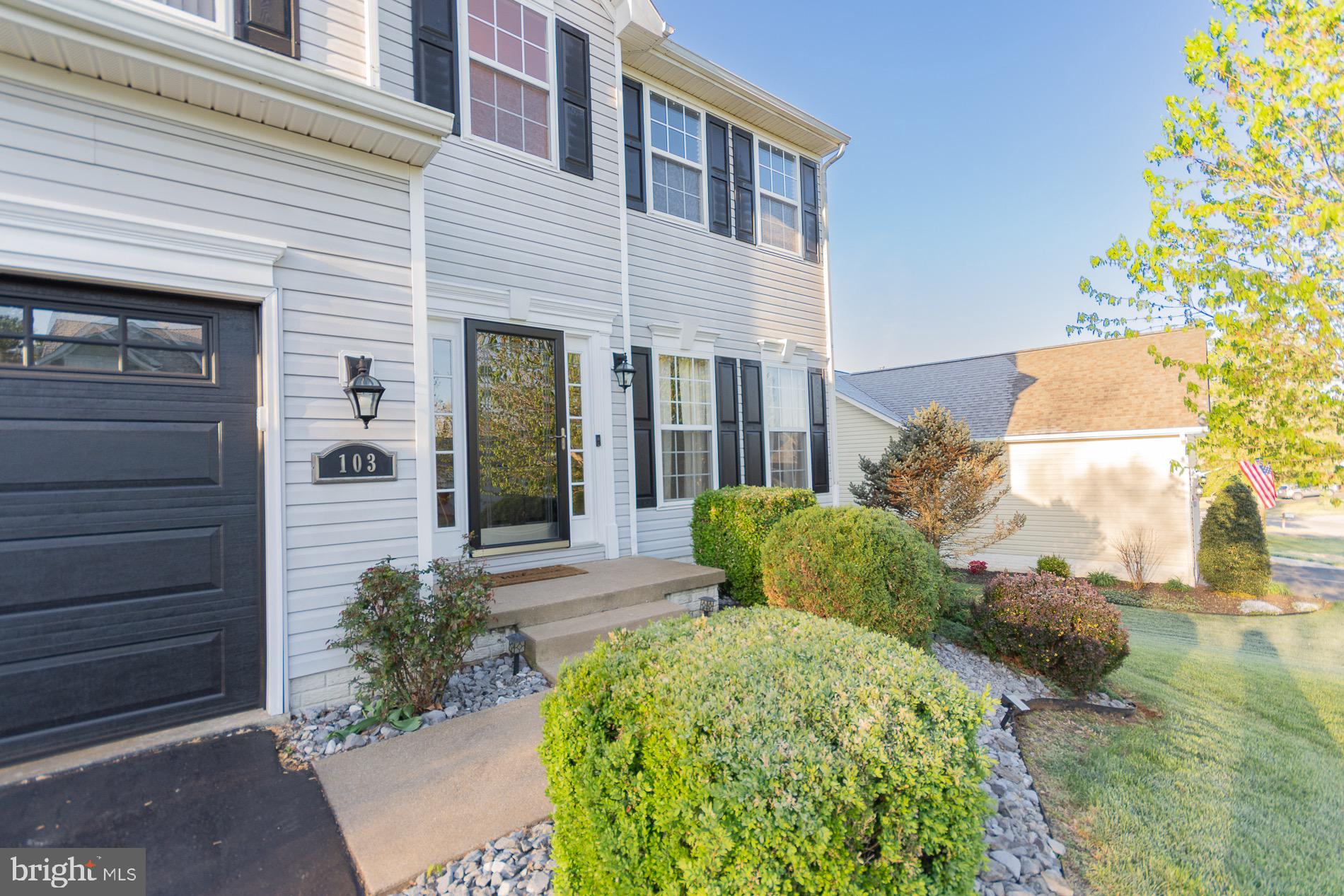 STONEBRIDGE - Residential