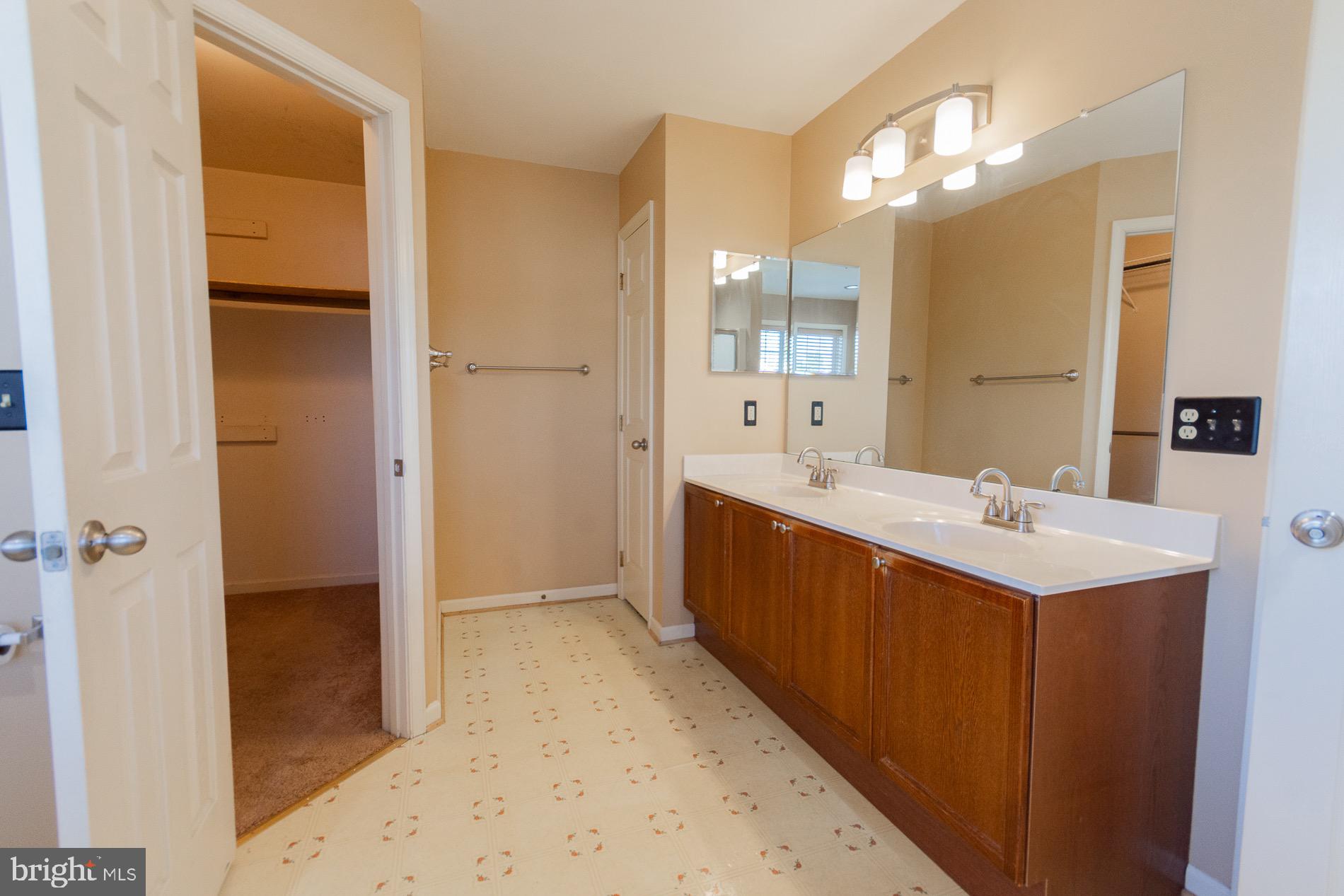 STONEBRIDGE - Residential