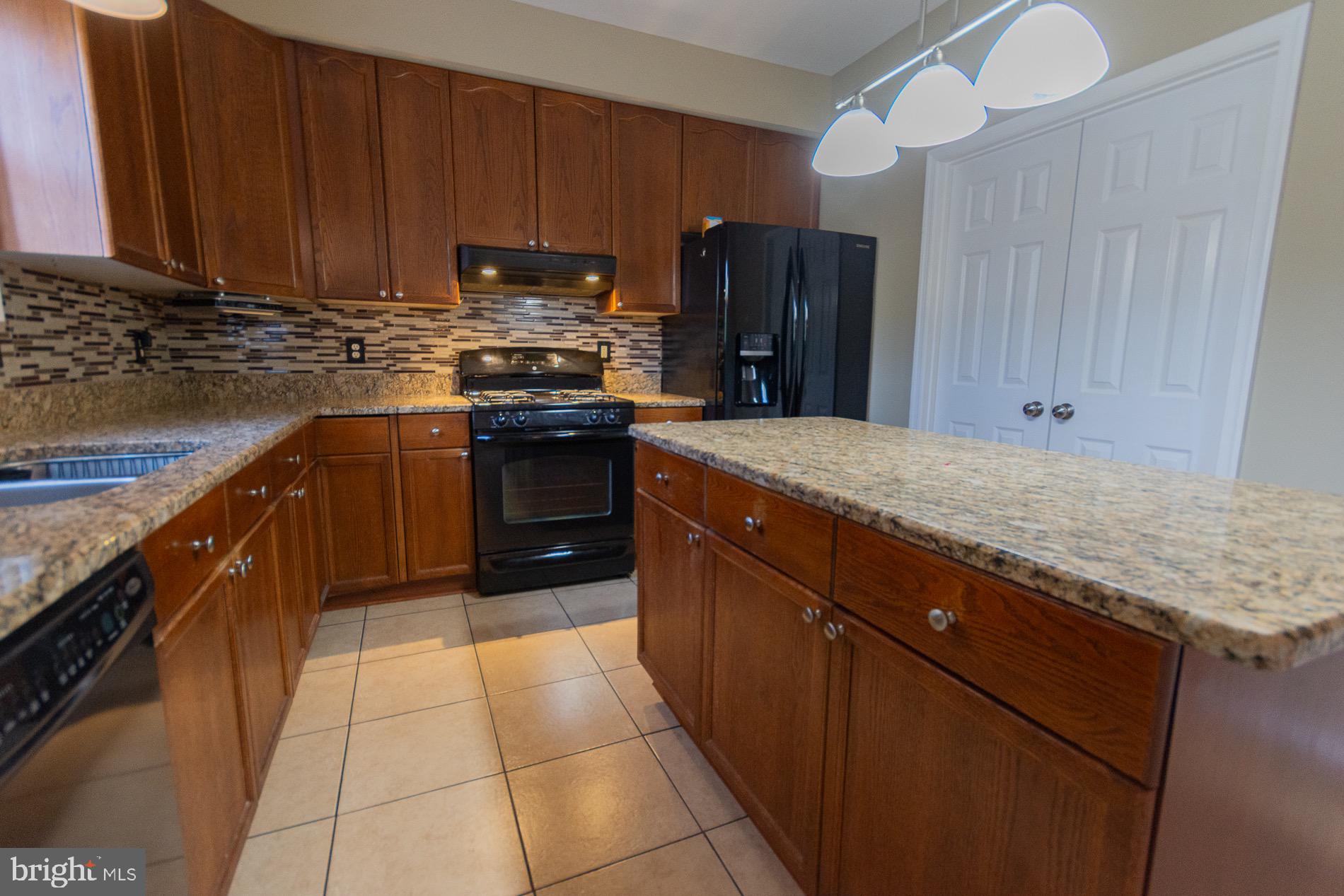 STONEBRIDGE - Residential