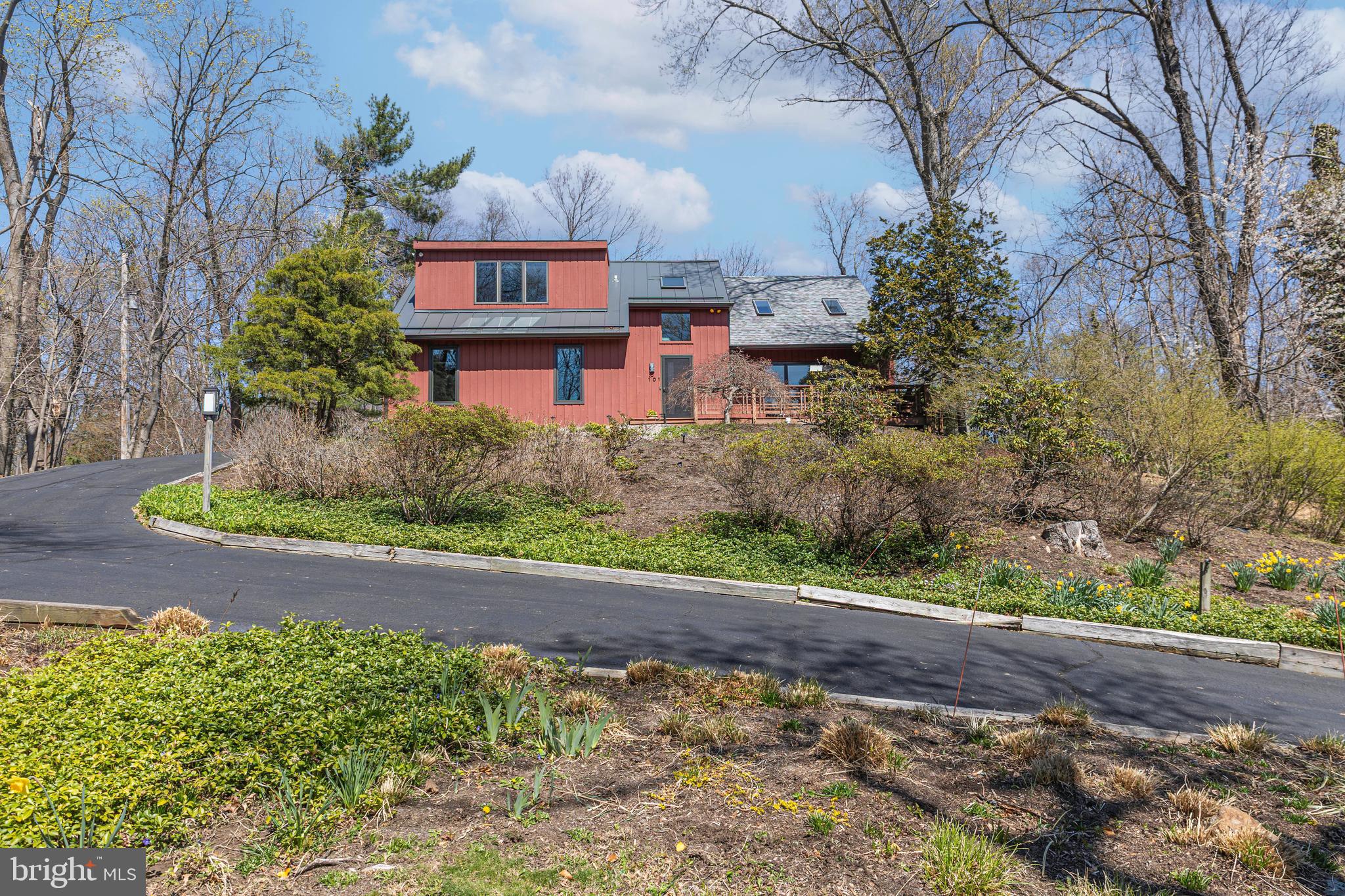 RIDGE VALLEY - Residential