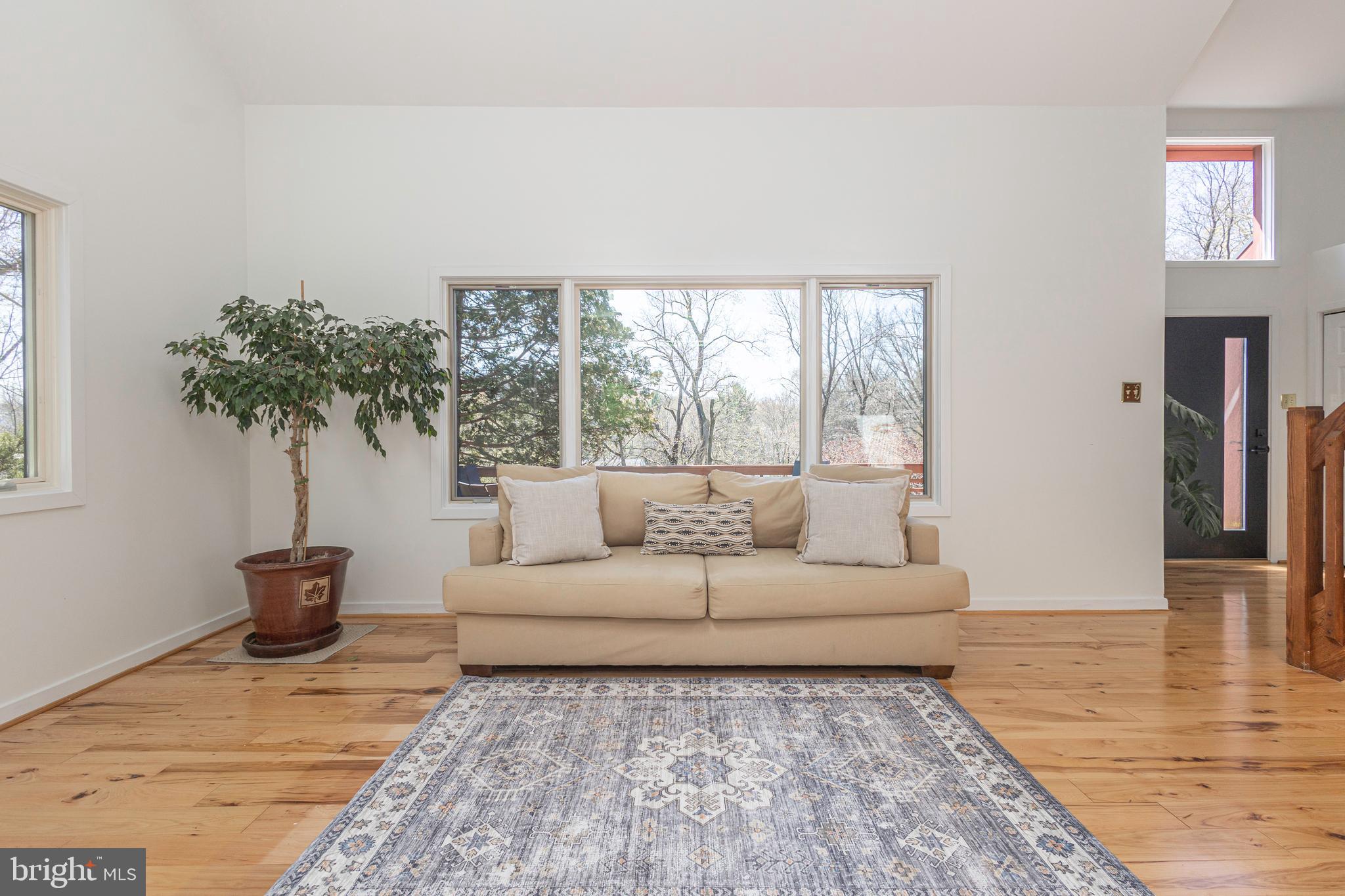 RIDGE VALLEY - Residential