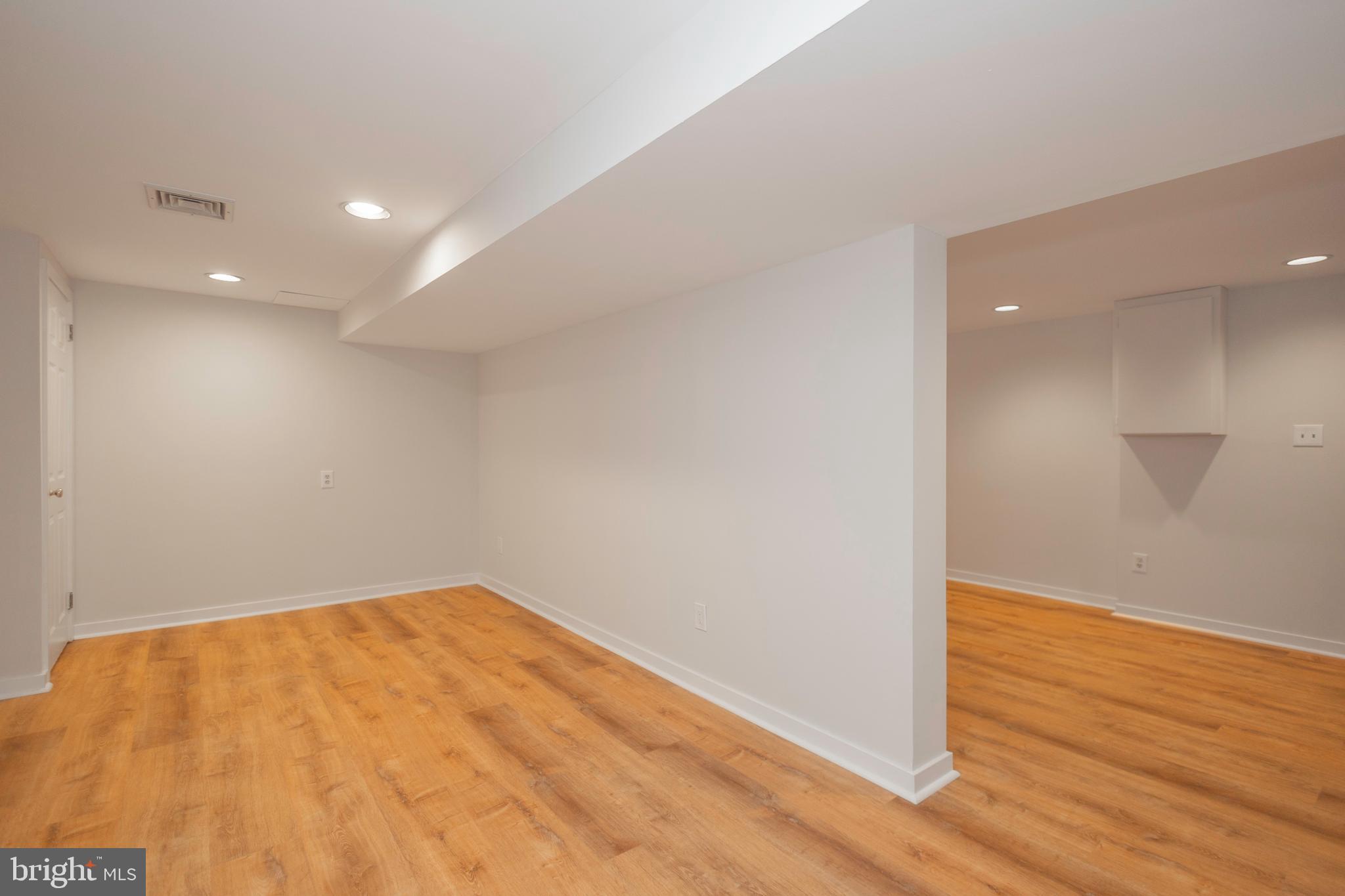 RIDGE VALLEY - Residential