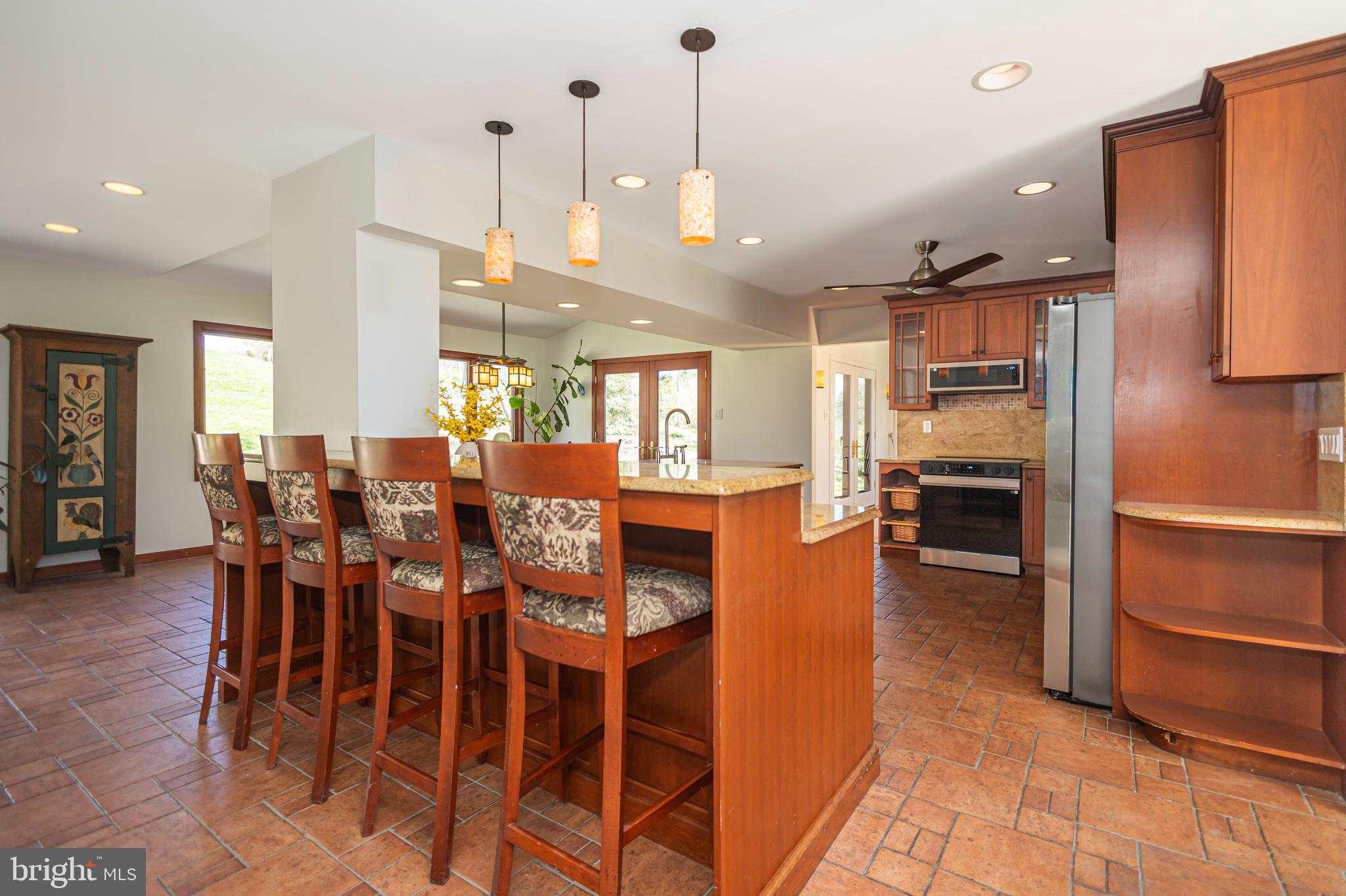 RIDGE VALLEY - Residential