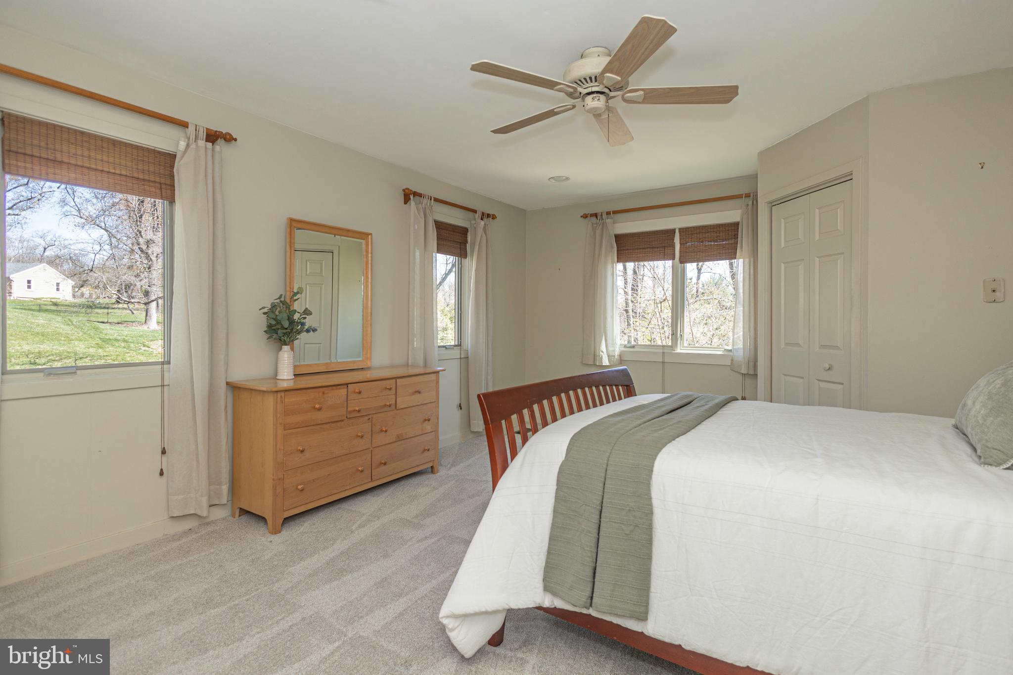 RIDGE VALLEY - Residential