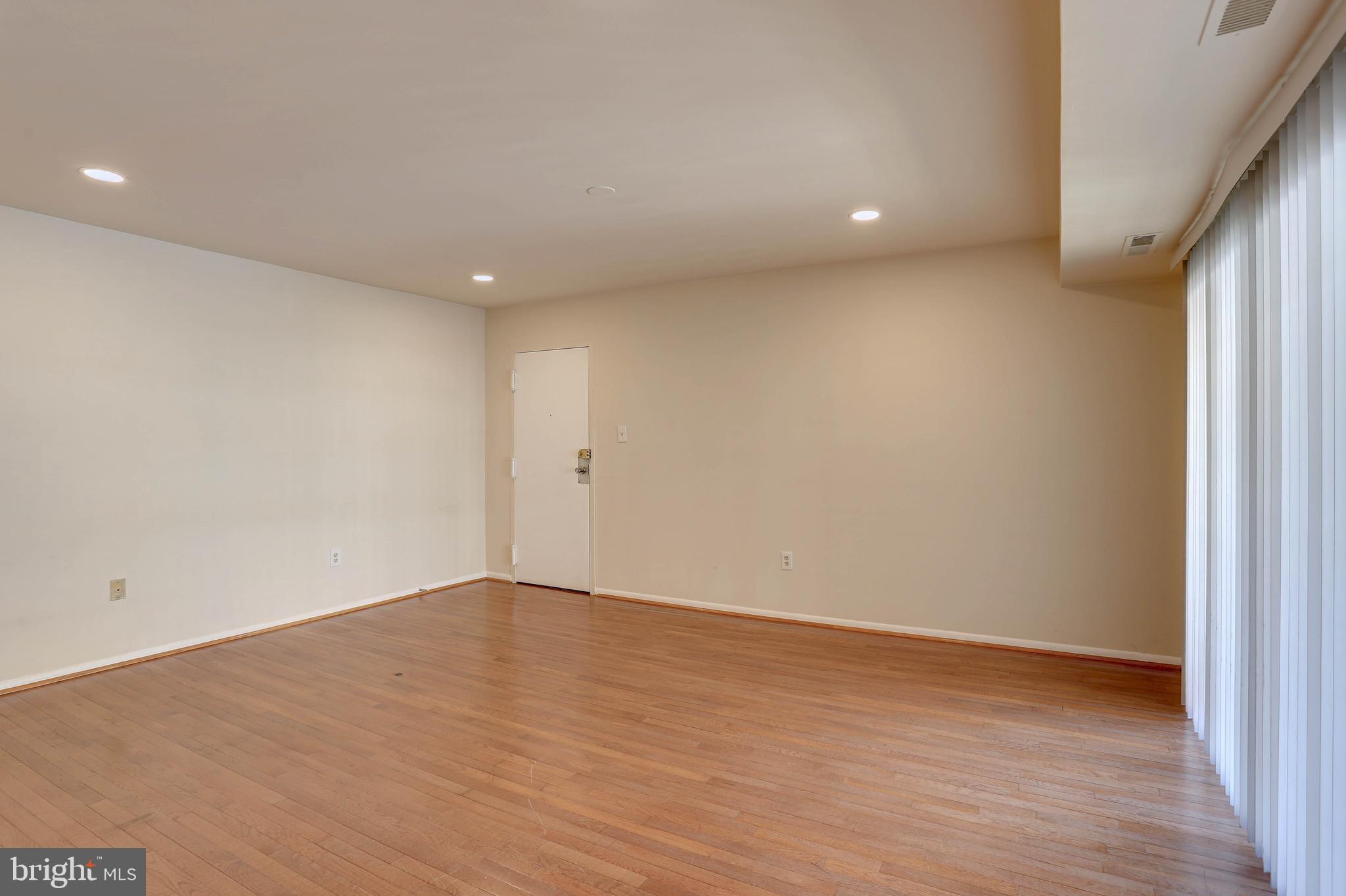 CARROLLAN GARDENS - Residential