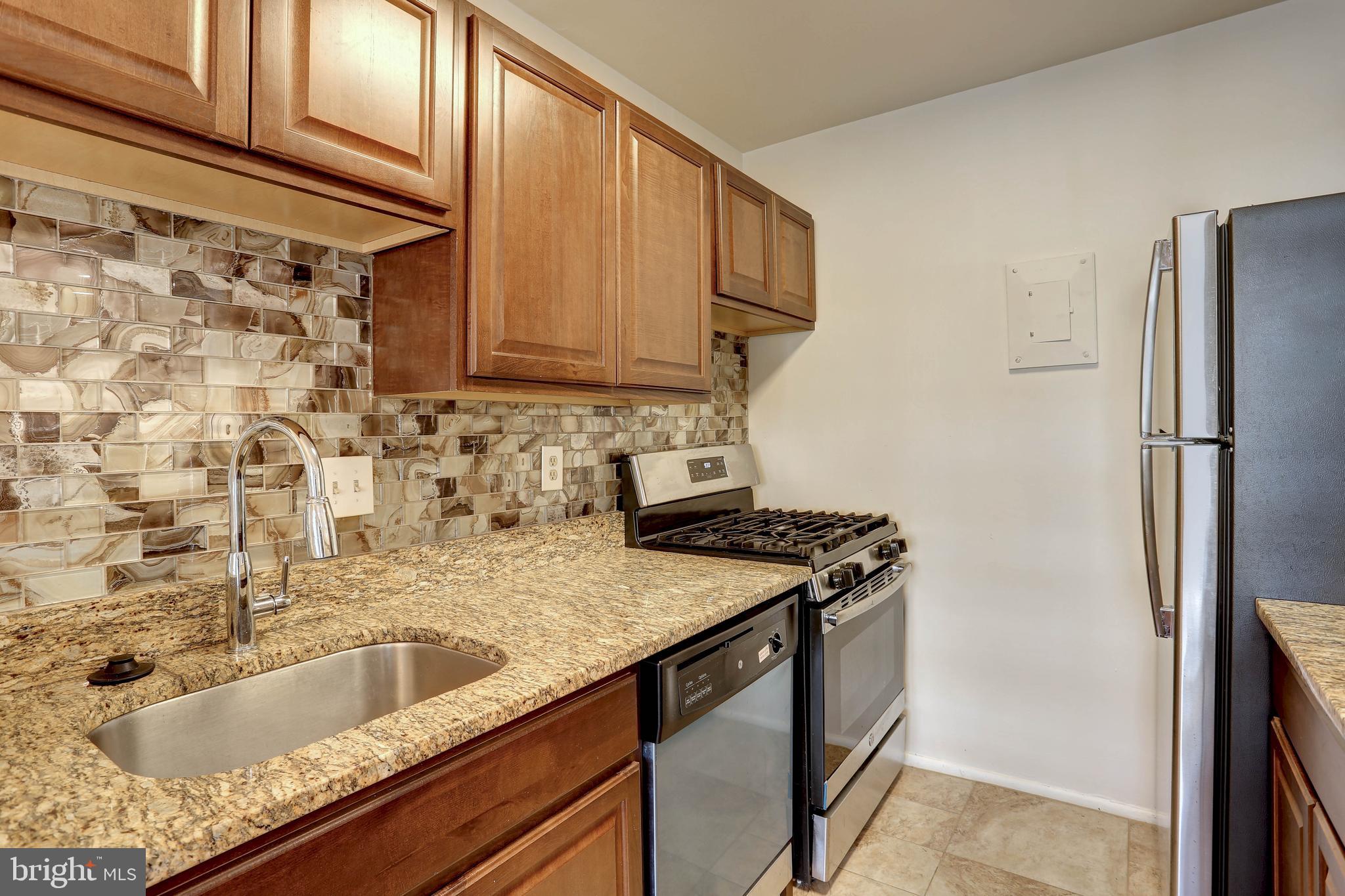 CARROLLAN GARDENS - Residential