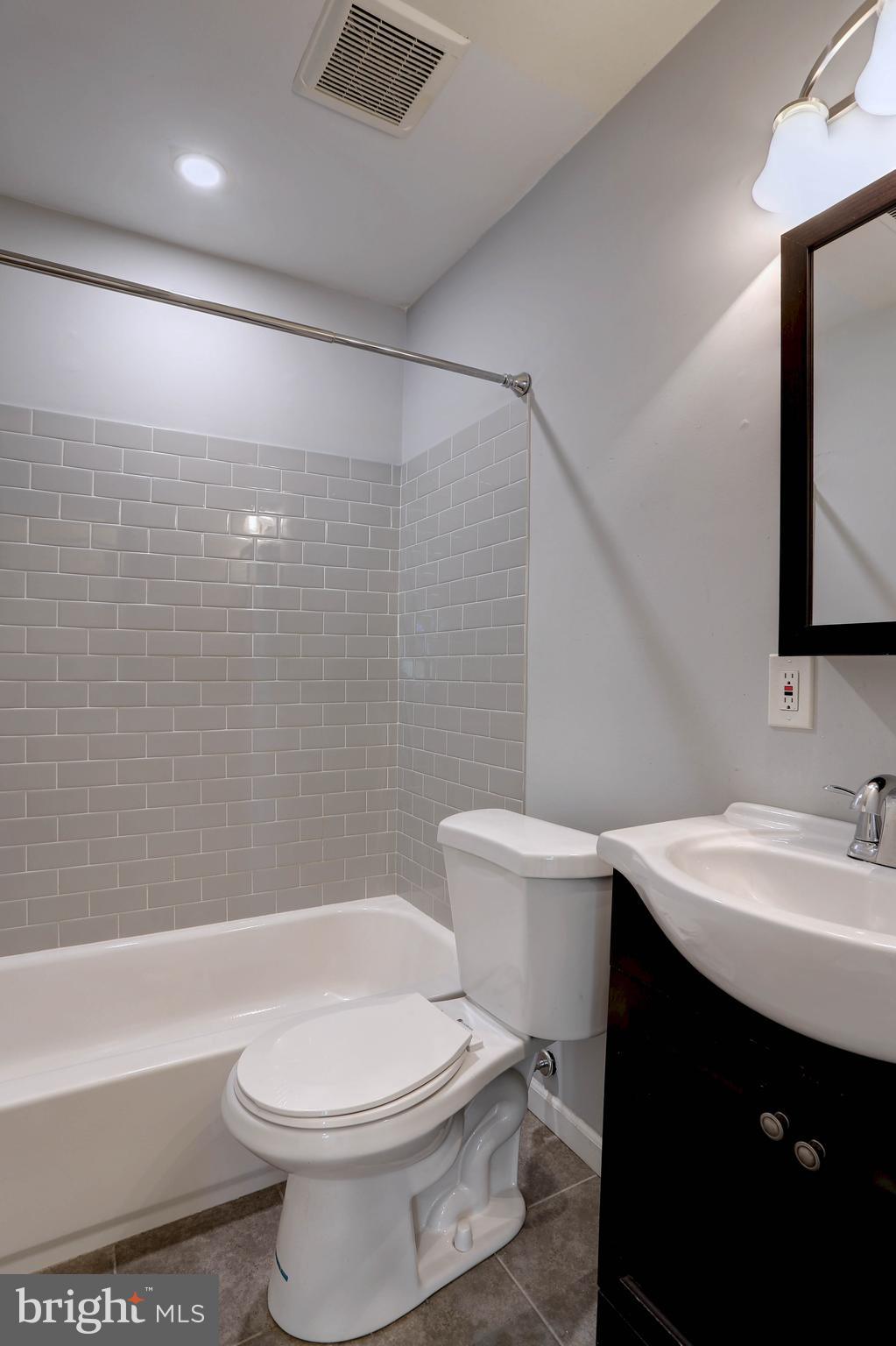 CARROLLAN GARDENS - Residential