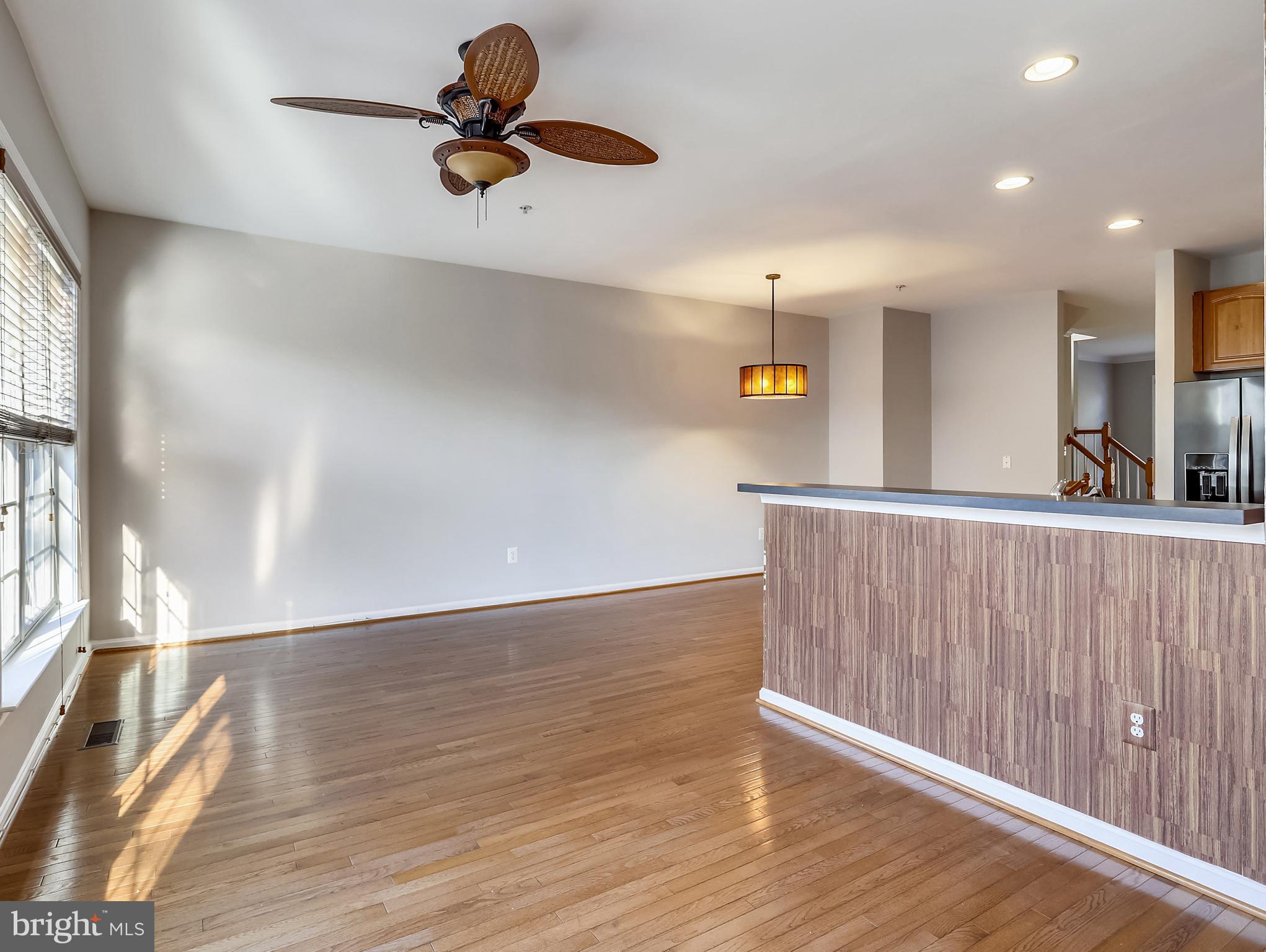 RETREAT AT FAIRWOOD TOWN - Residential Lease