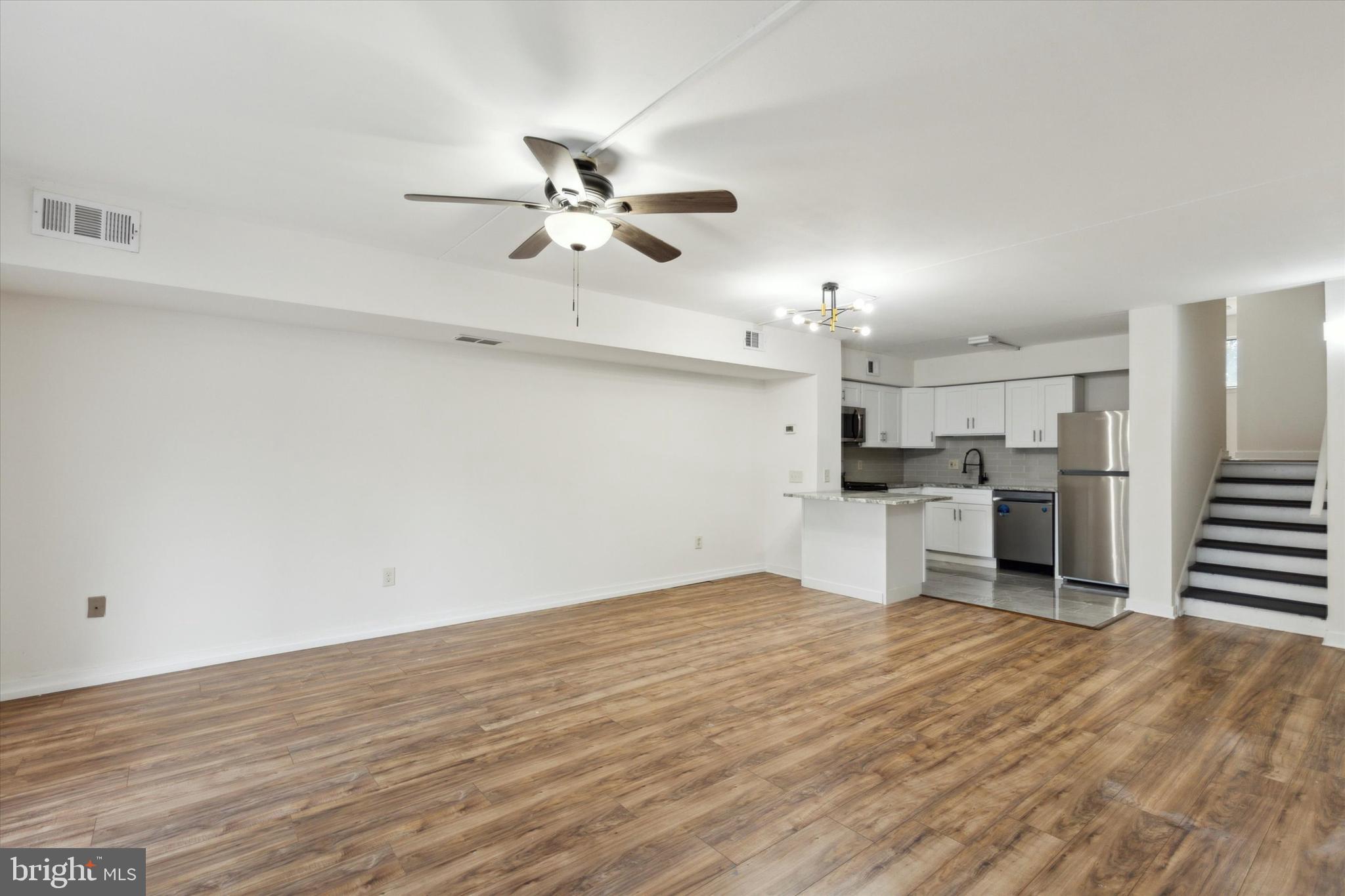 STONY CREEK - Residential Lease