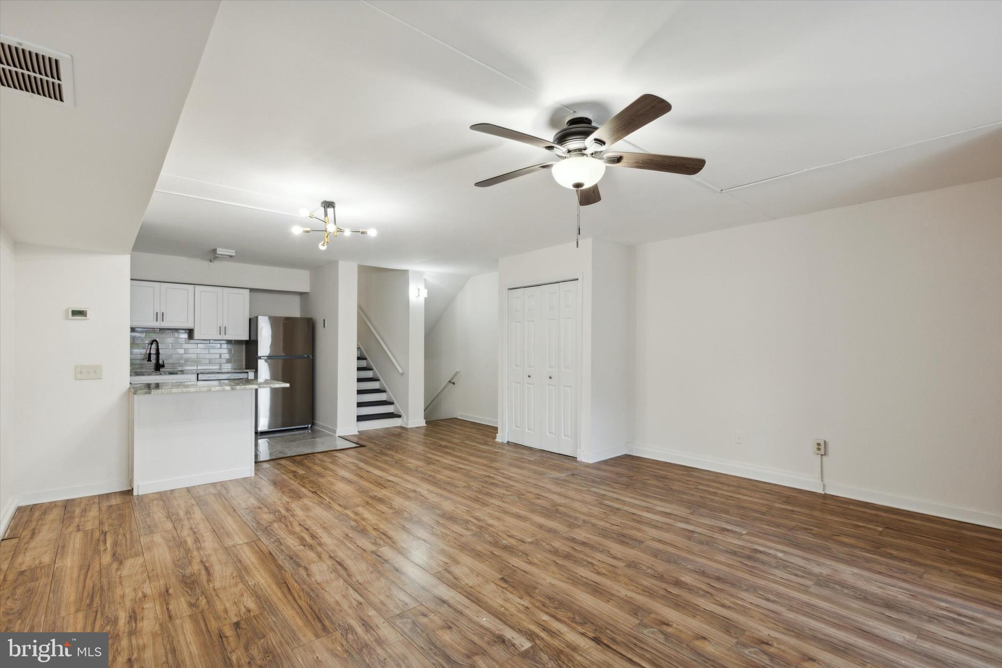 STONY CREEK - Residential Lease