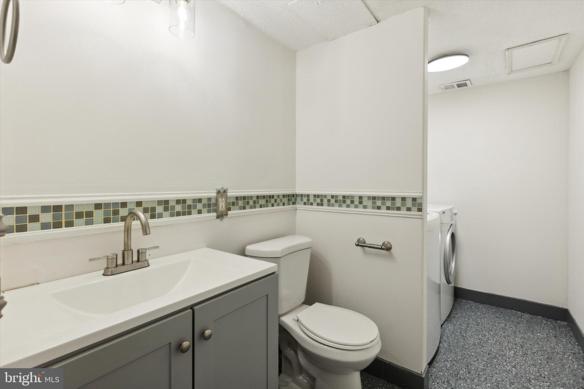 STONY CREEK - Residential Lease