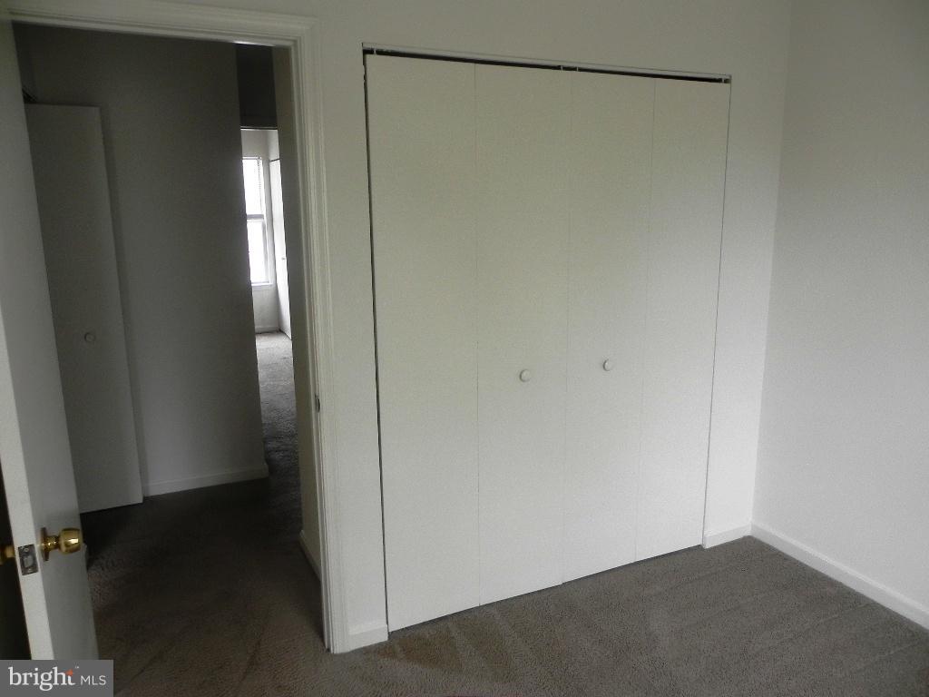 TANGLEWOOD TOWNHOMES SUB - Residential Lease