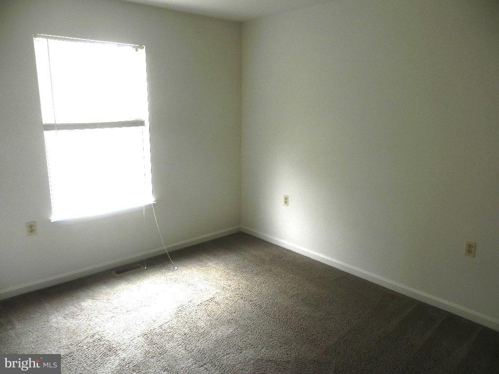 TANGLEWOOD TOWNHOMES SUB - Residential Lease