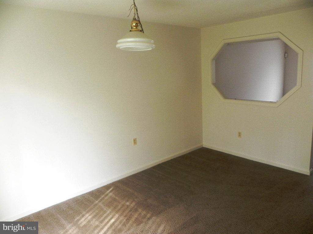 TANGLEWOOD TOWNHOMES SUB - Residential Lease