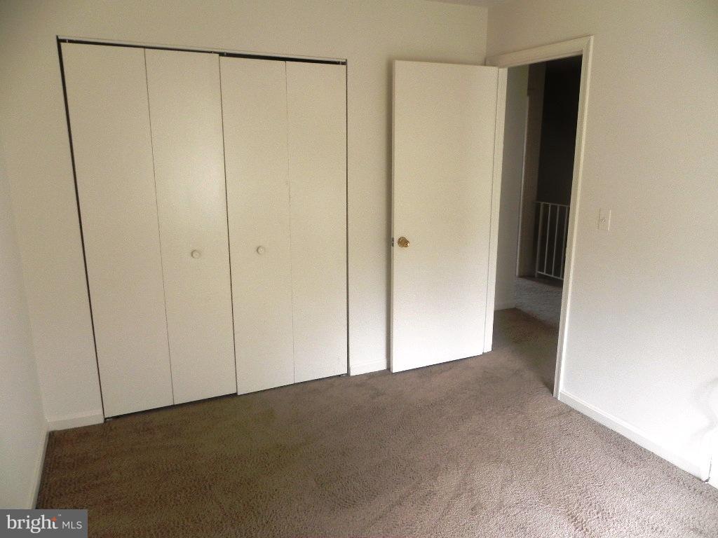 TANGLEWOOD TOWNHOMES SUB - Residential Lease