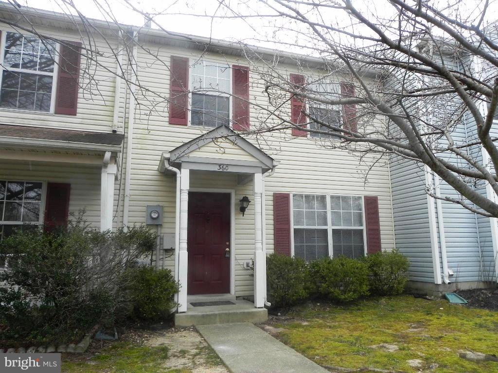 TANGLEWOOD TOWNHOMES SUB - Residential Lease