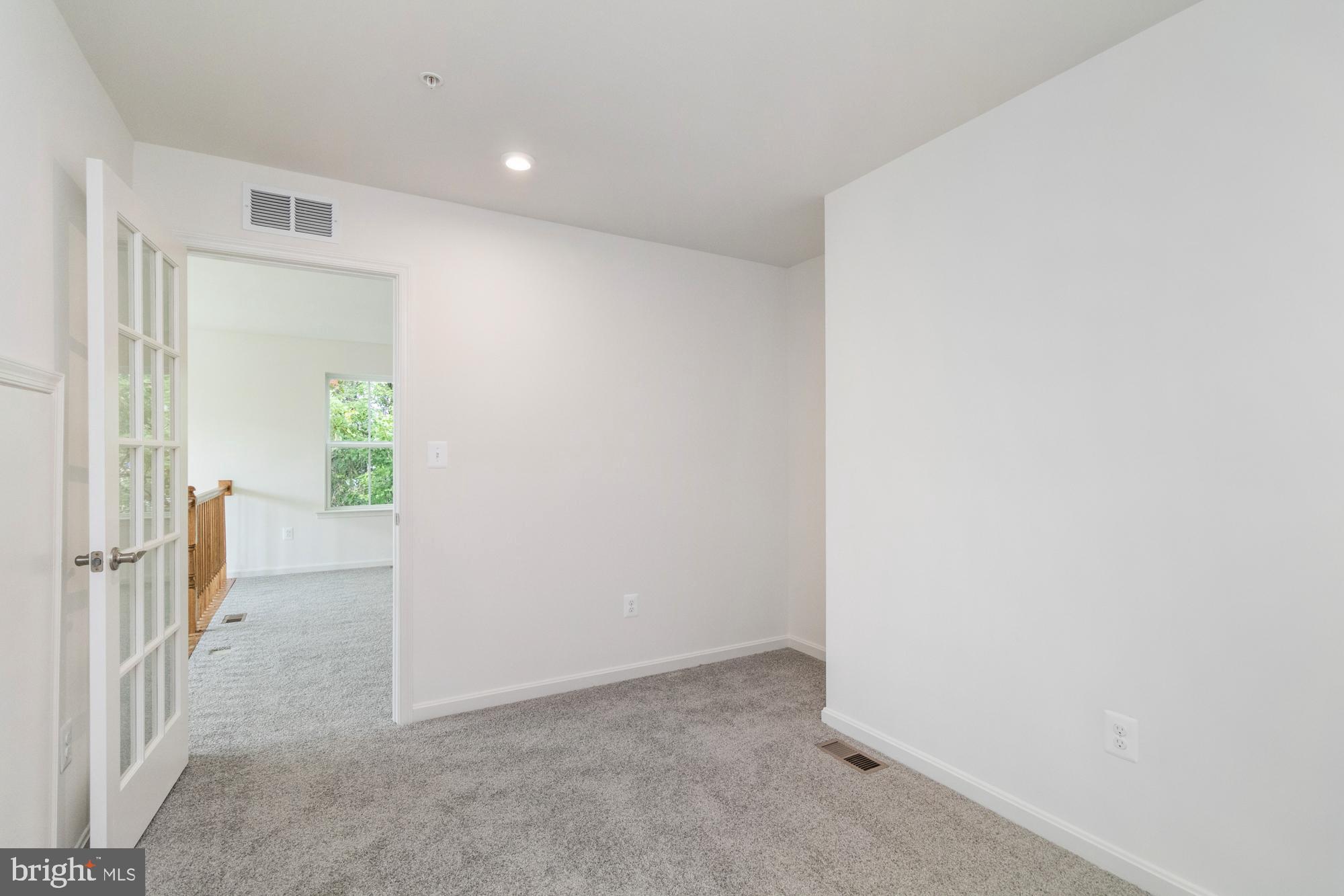 PERRY HALL - Residential
