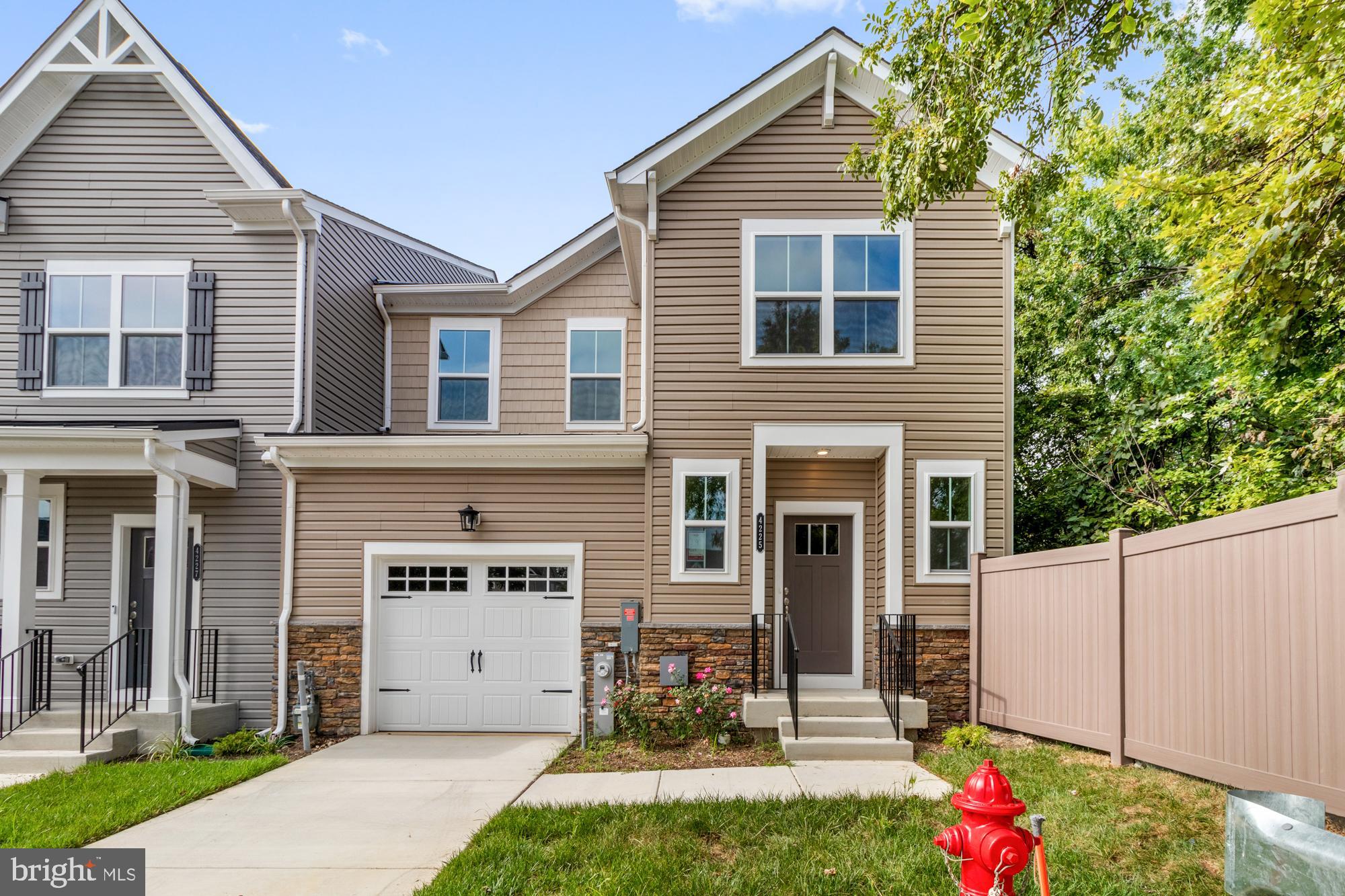 PERRY HALL - Residential