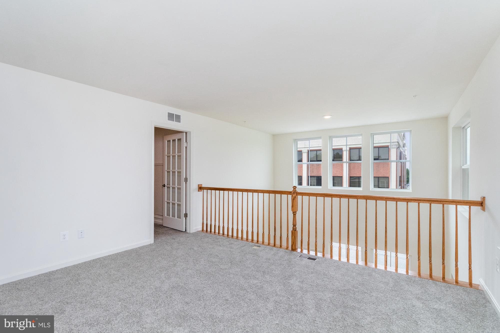 PERRY HALL - Residential