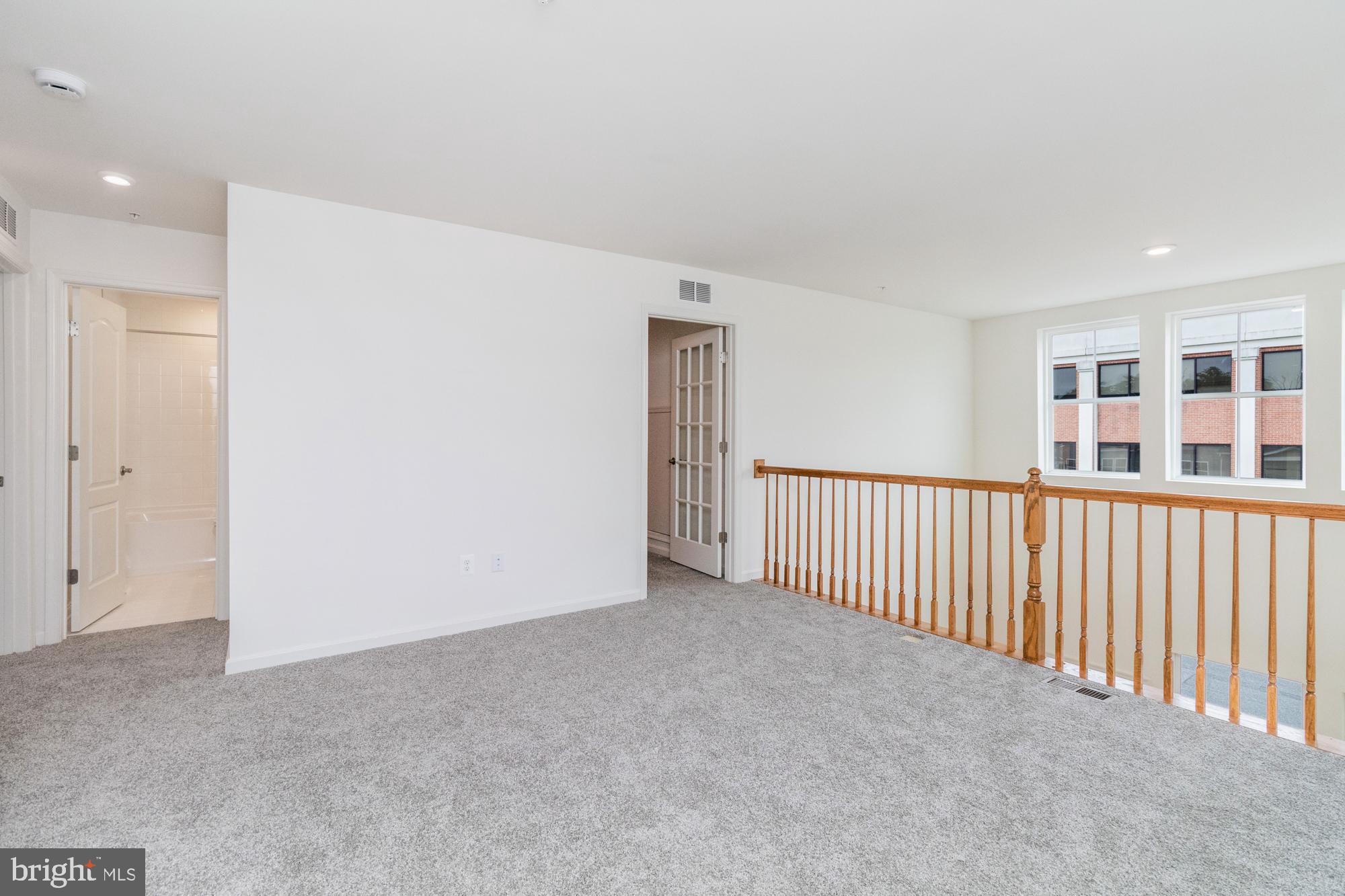 PERRY HALL - Residential