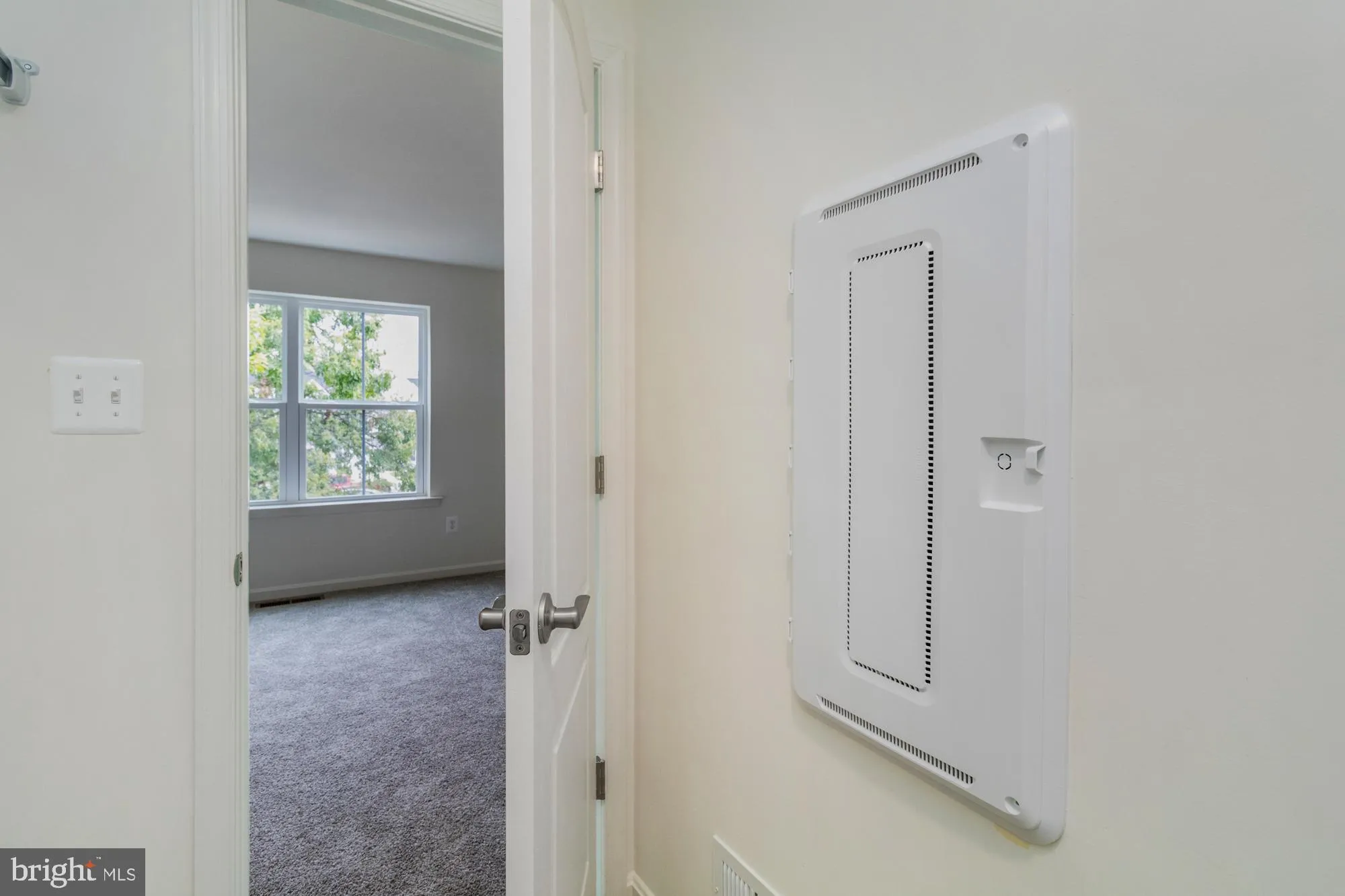 Perry Hall, Maryland 21128, United States, 4 Bedrooms Bedrooms, ,4 BathroomsBathrooms,Residential,Pending,43587