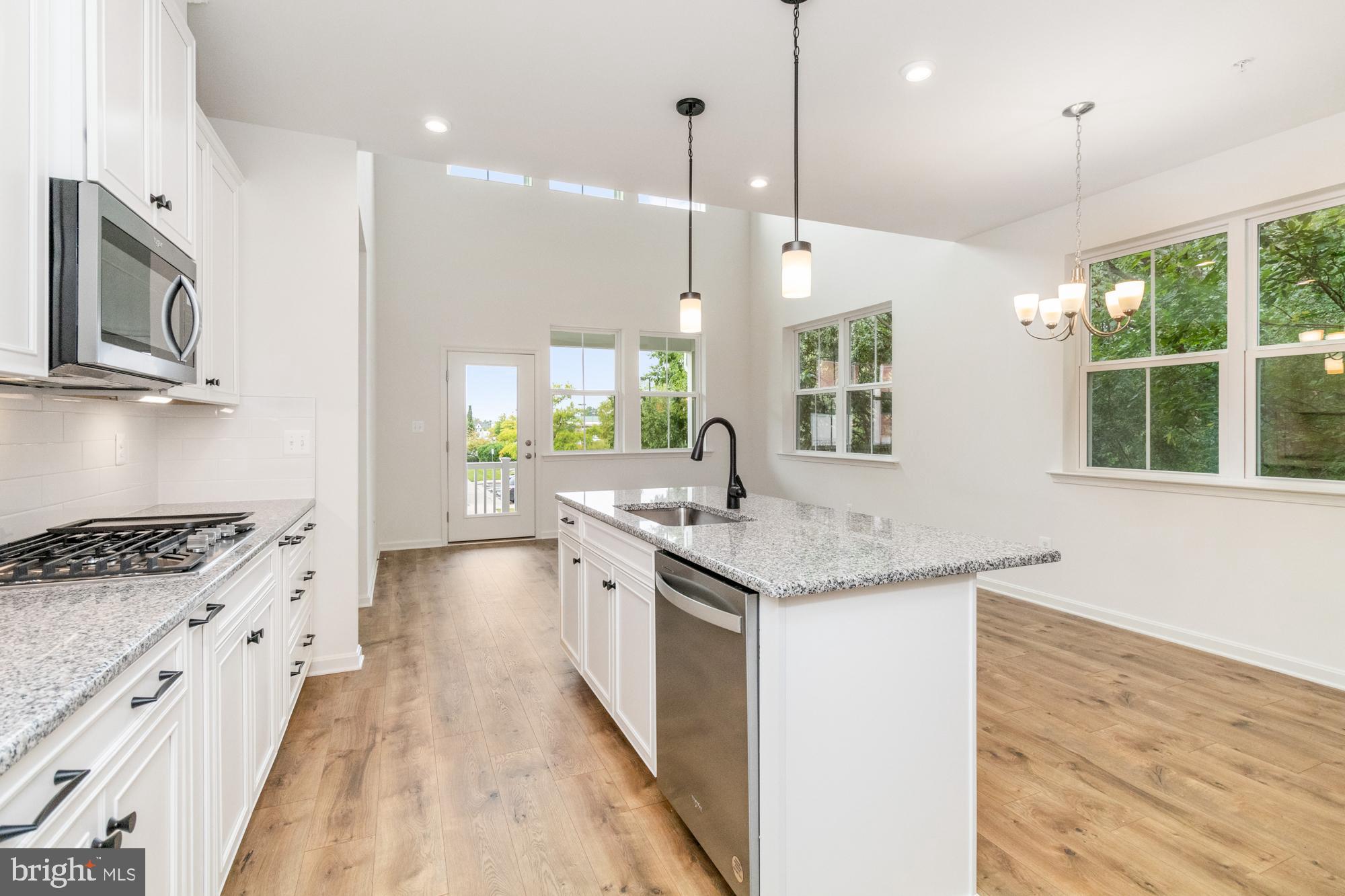 PERRY HALL - Residential