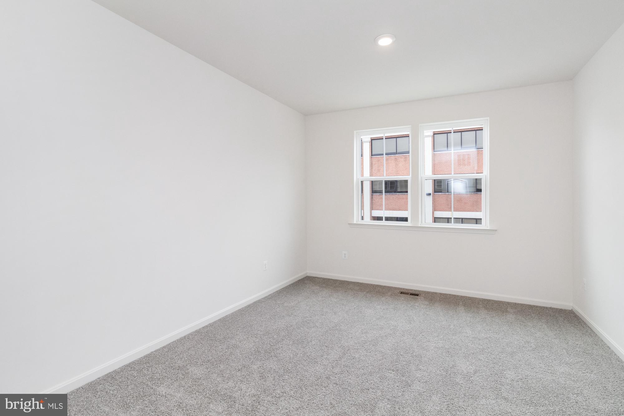 PERRY HALL - Residential