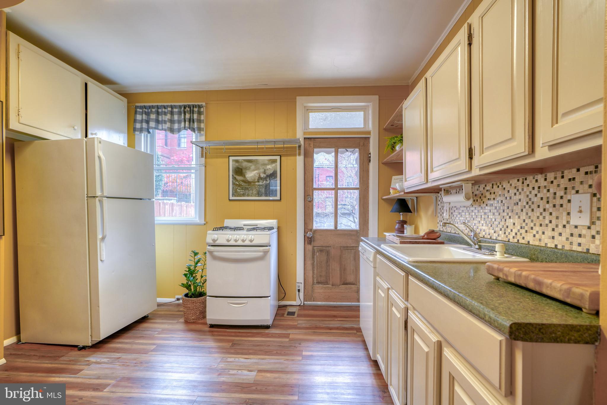 HAMPDEN HISTORIC DISTRICT - Residential