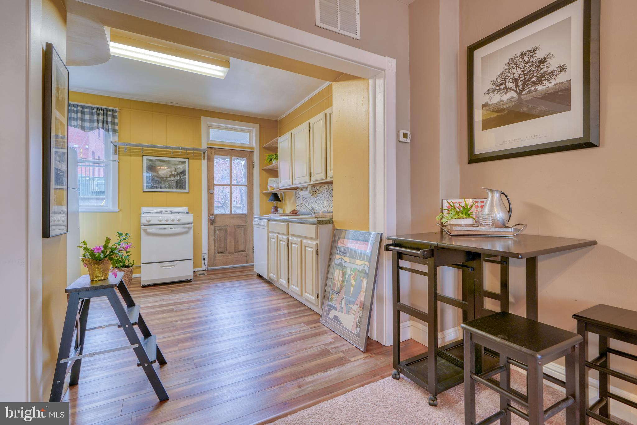 HAMPDEN HISTORIC DISTRICT - Residential