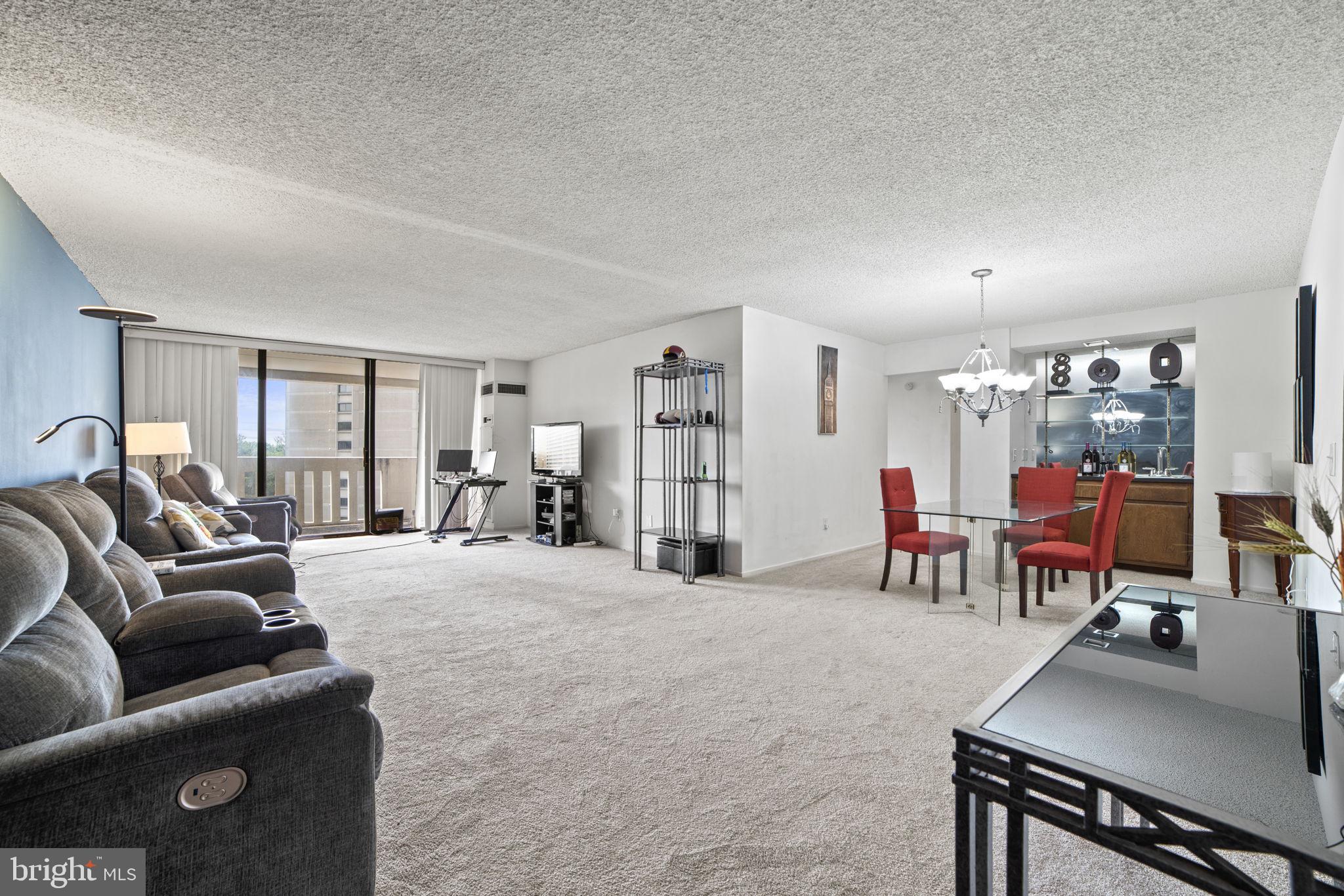 ALEXANDRIA KNOLLS - Residential