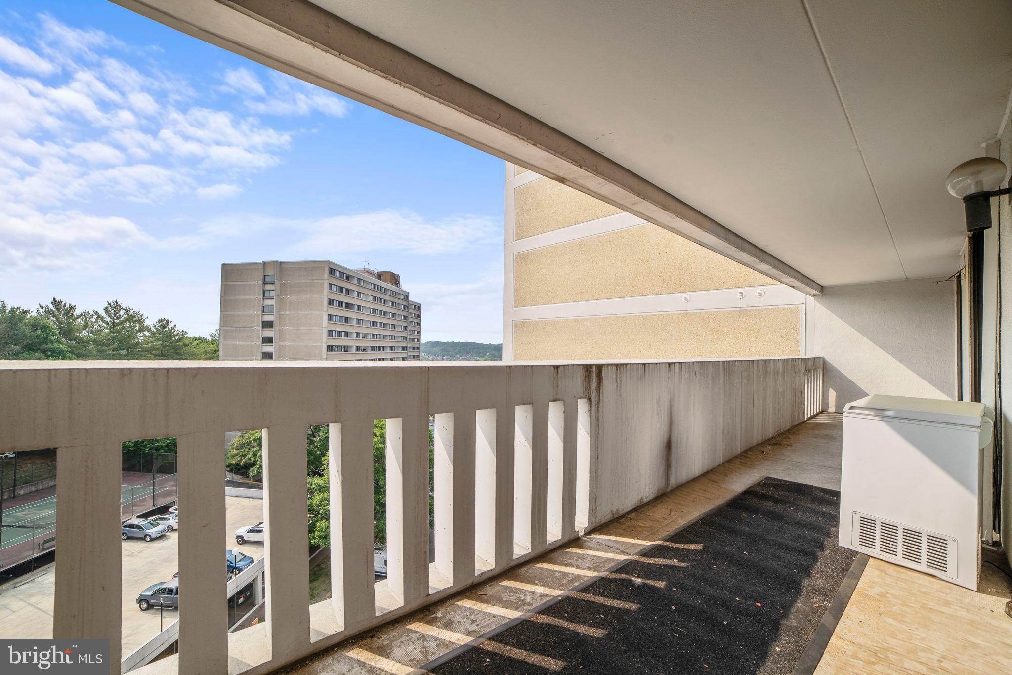 ALEXANDRIA KNOLLS - Residential