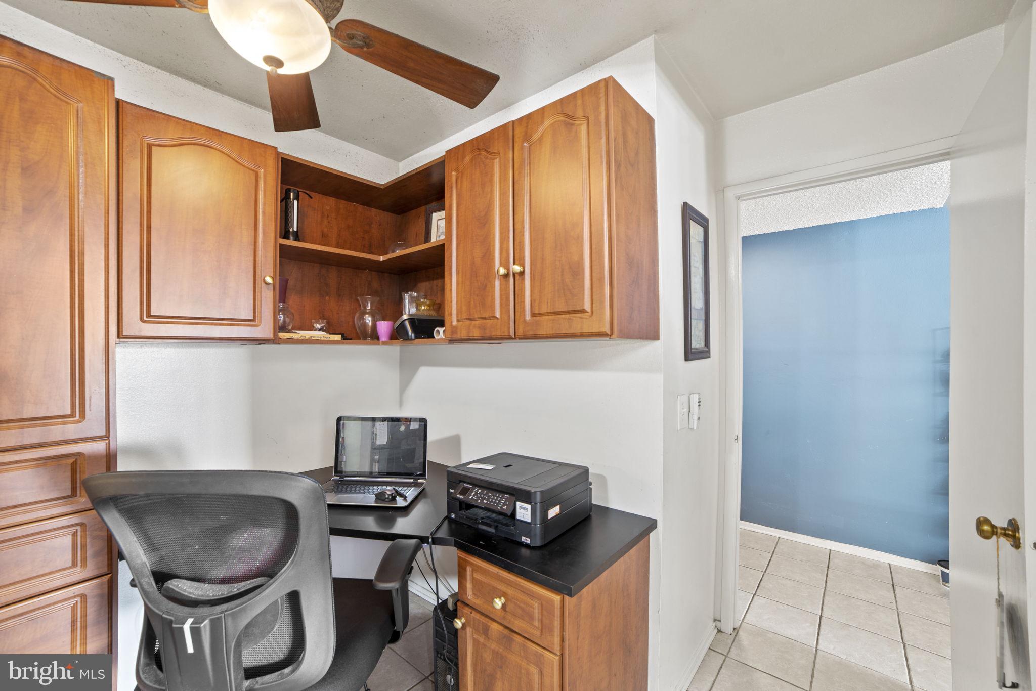 ALEXANDRIA KNOLLS - Residential