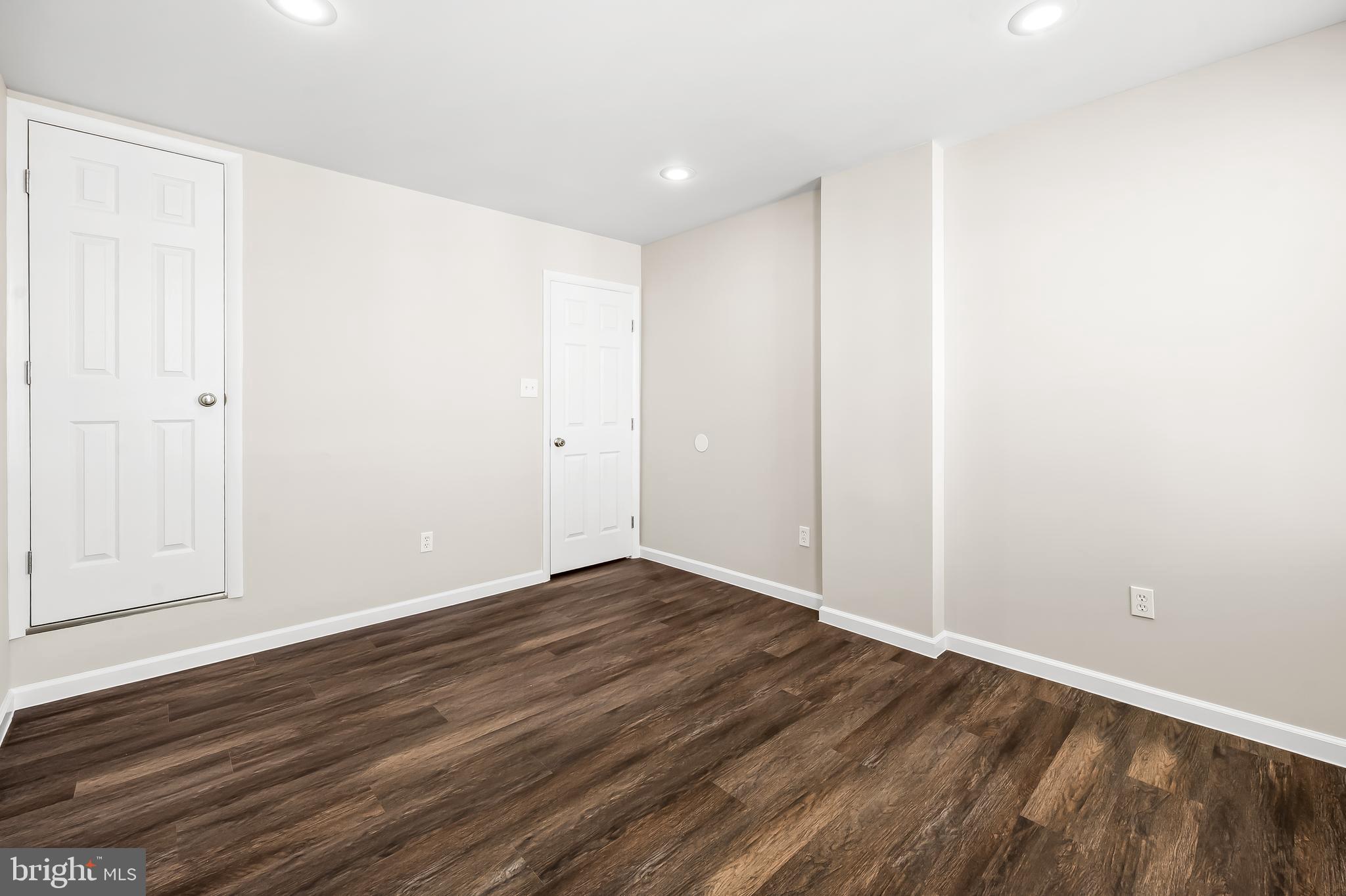 GREENMOUNT WEST - Residential
