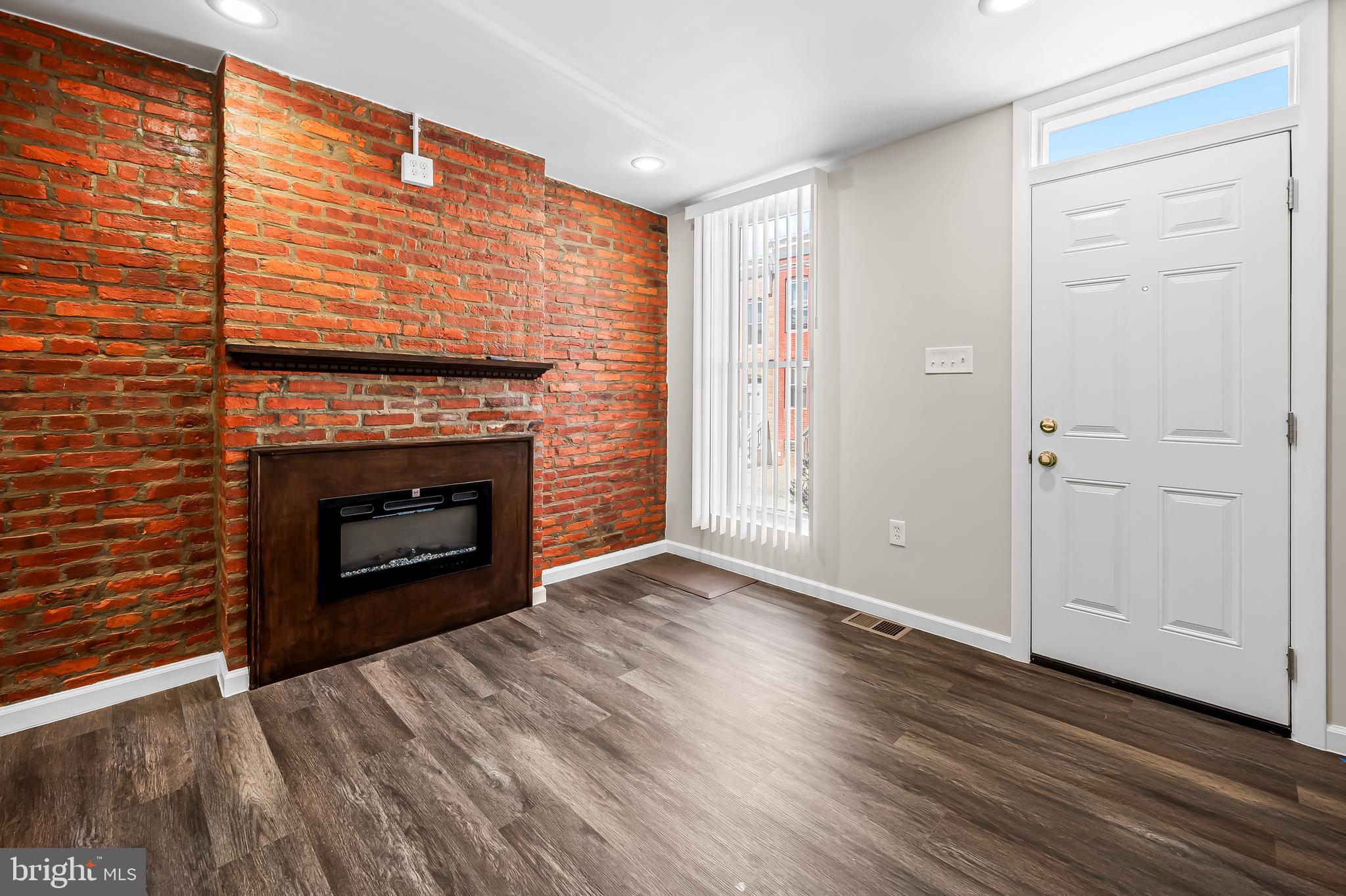 GREENMOUNT WEST - Residential