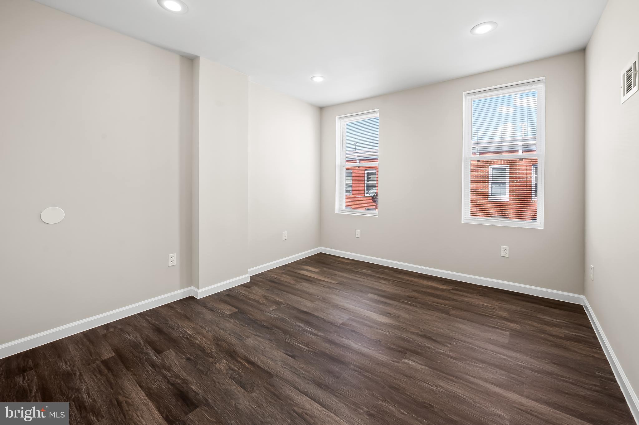 GREENMOUNT WEST - Residential