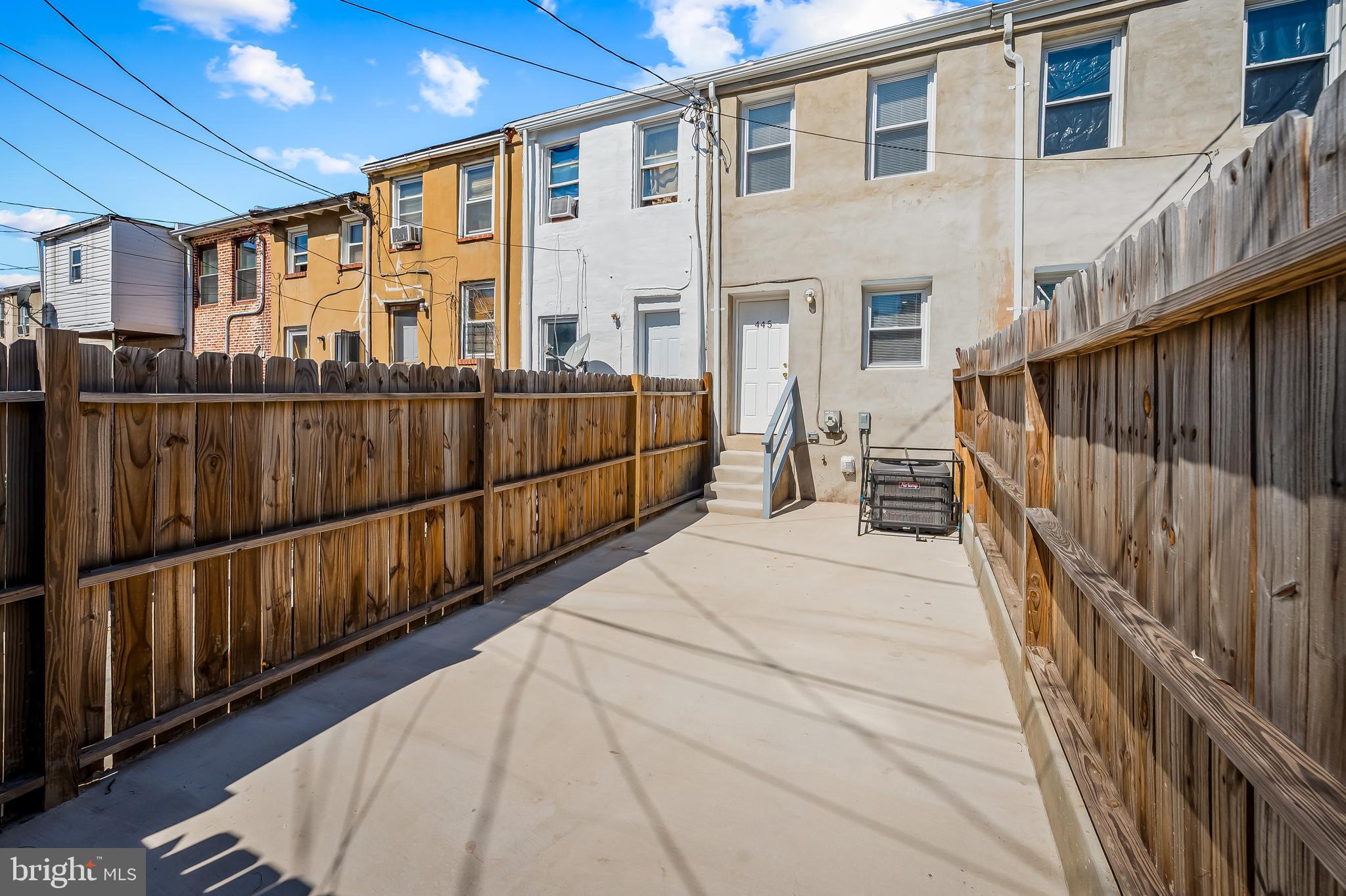 GREENMOUNT WEST - Residential