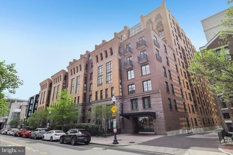 Photo of 910 M Street NW #918, WASHINGTON, DC 20001 (MLS # DCDC2255272)