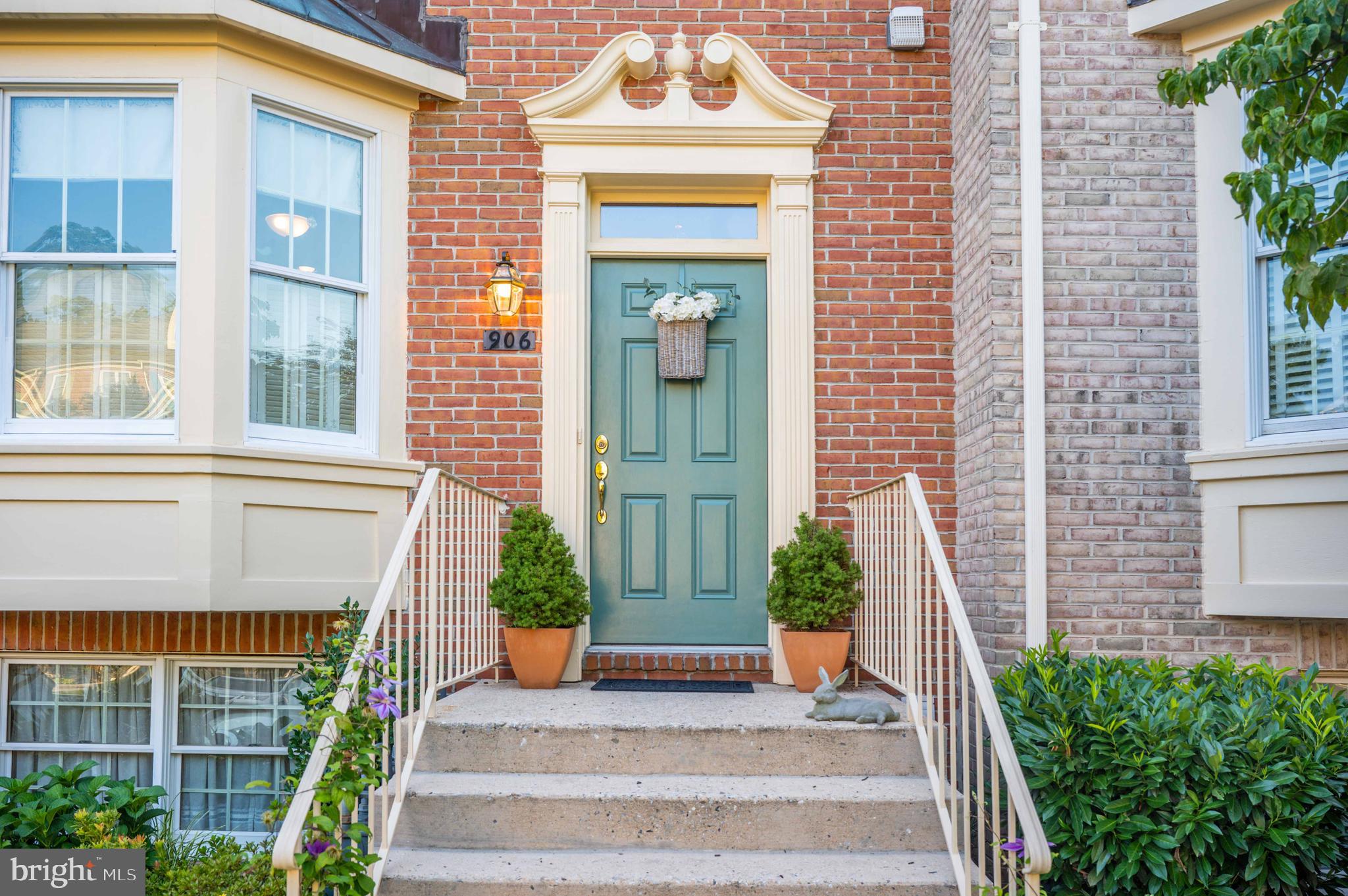 HUNTERS RUN - Residential