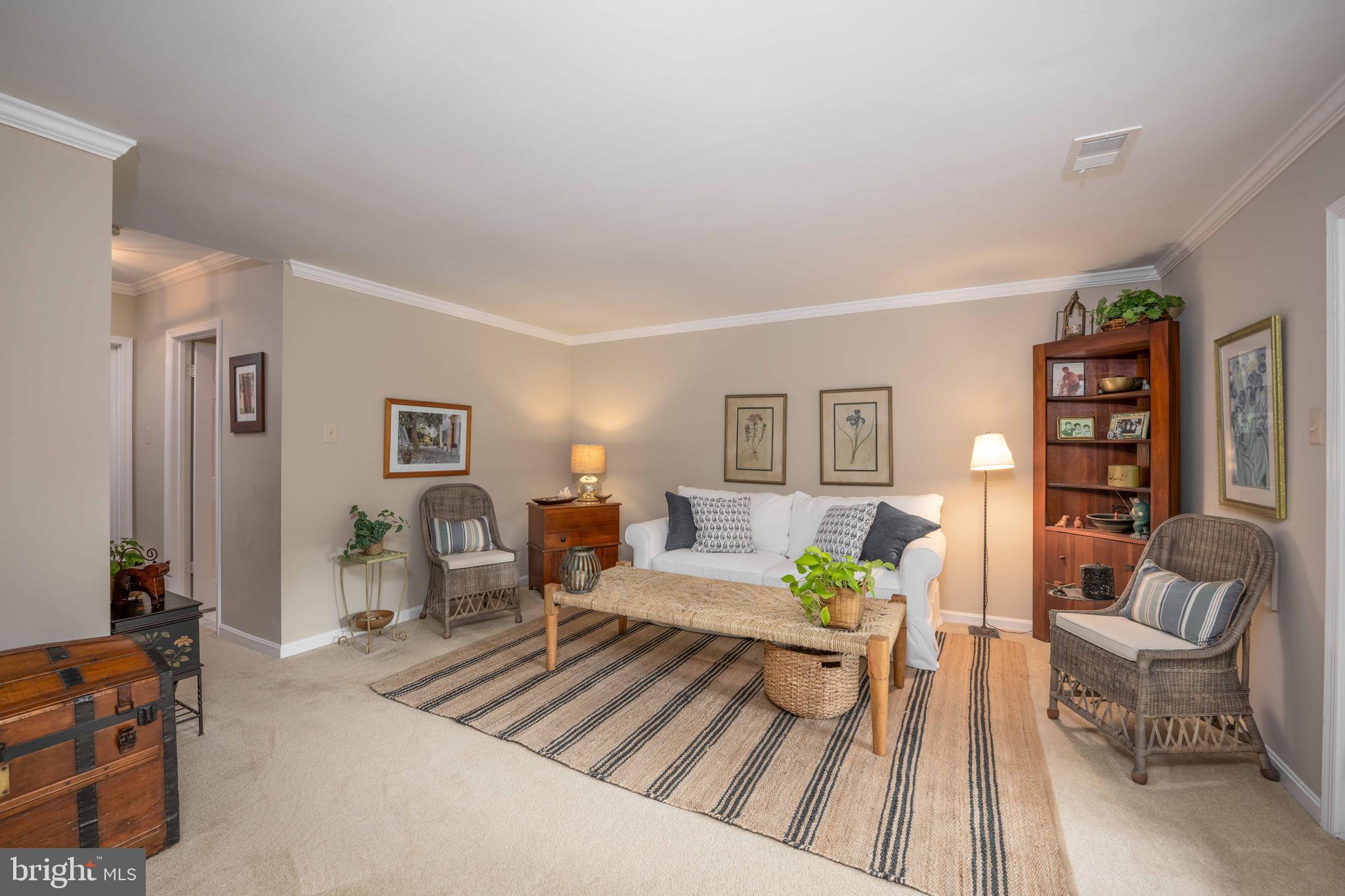 HUNTERS RUN - Residential