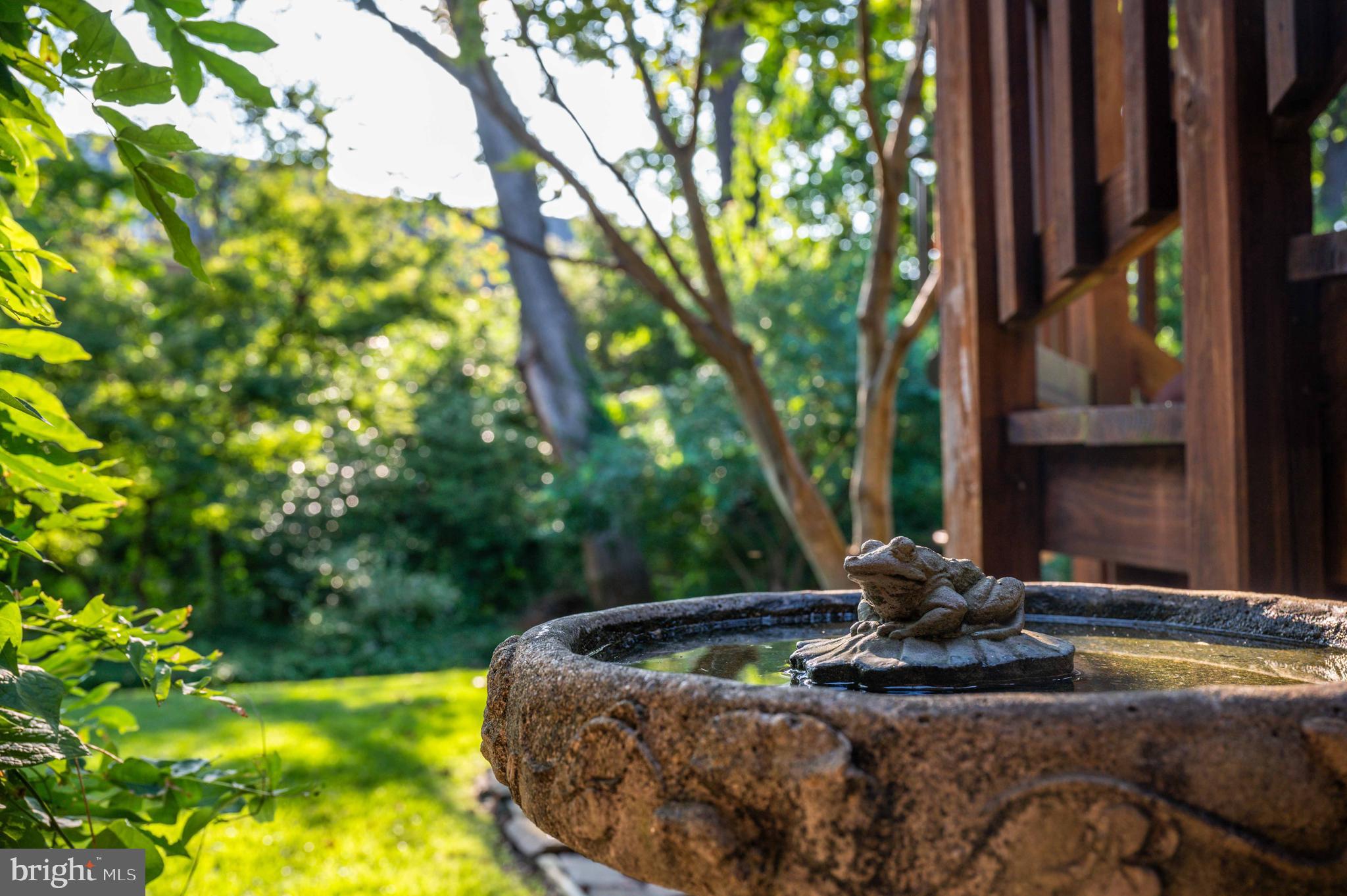 HUNTERS RUN - Residential