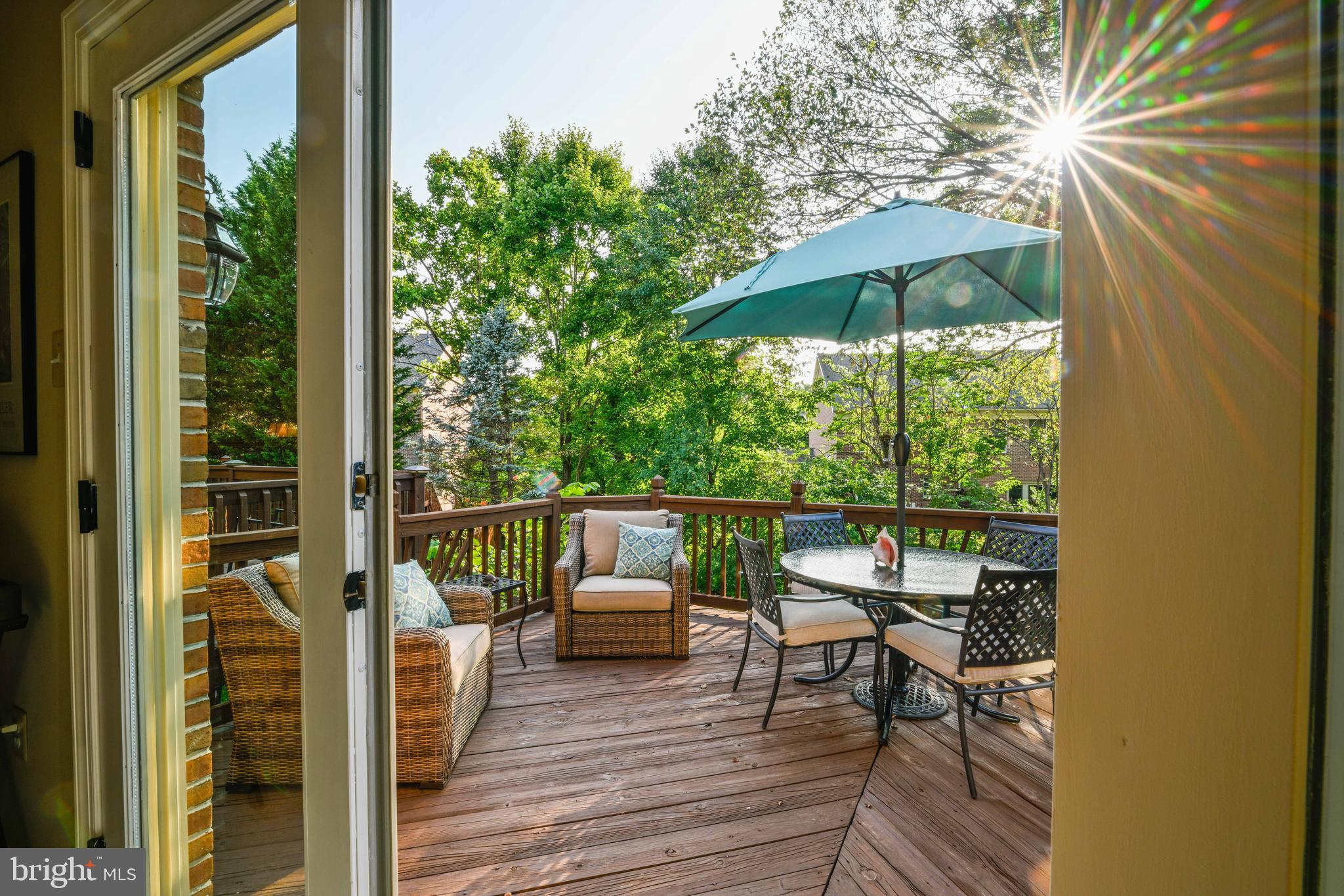 HUNTERS RUN - Residential