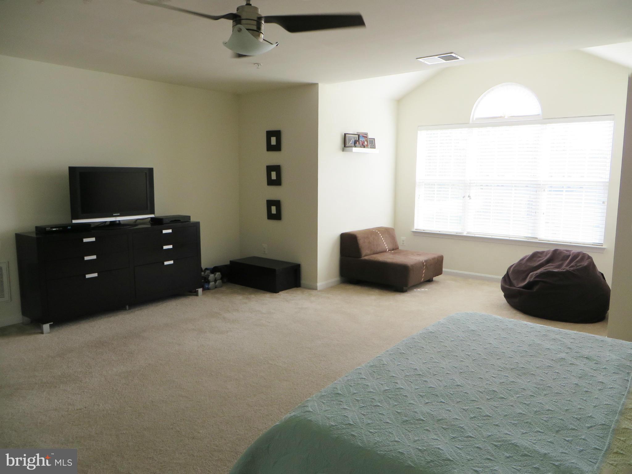 SOUTHWOODS SUBD - Residential Lease