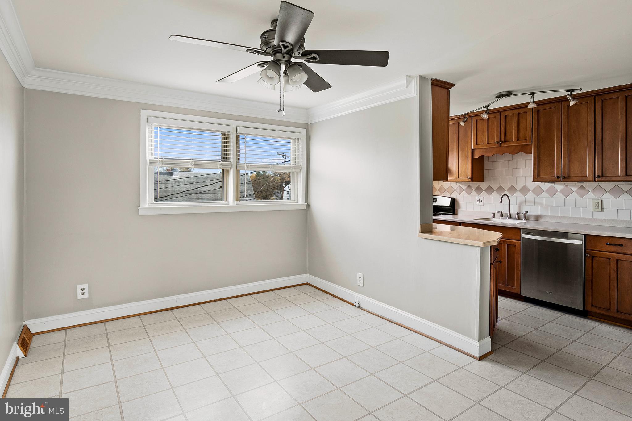 SULPHUR SPRINGS - Residential