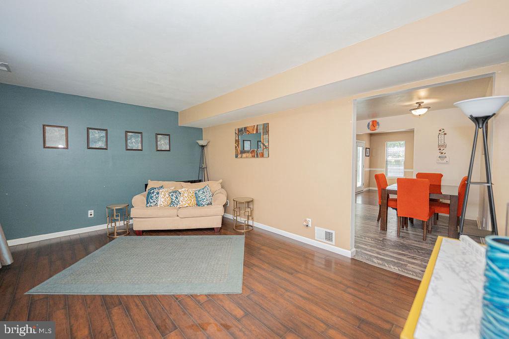 536 CORMORANT DRIVE